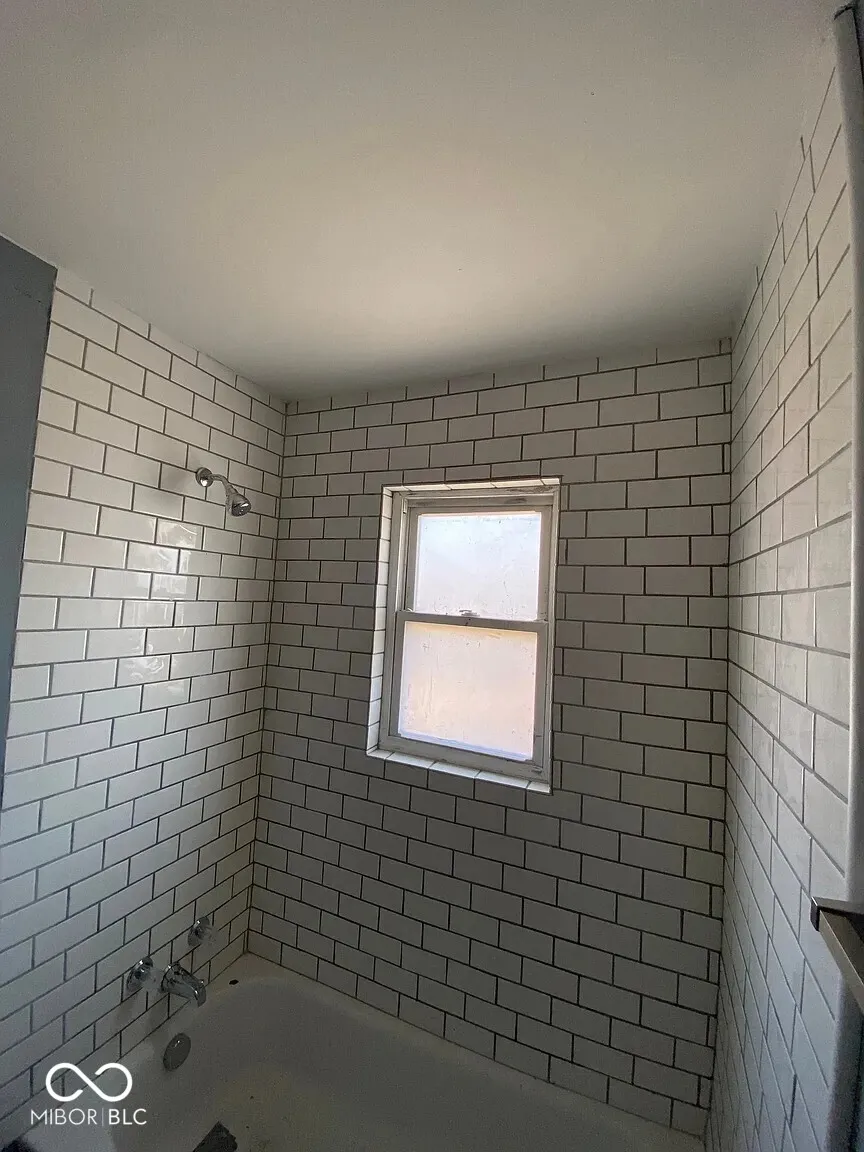 Indianapolis, Indiana 46226, United States, ,Residential,Active,240474