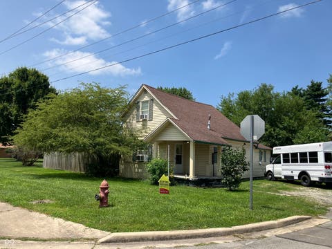 Photo of 1534 S P Street, Elwood, IN 46036 (MLS # 22106854)