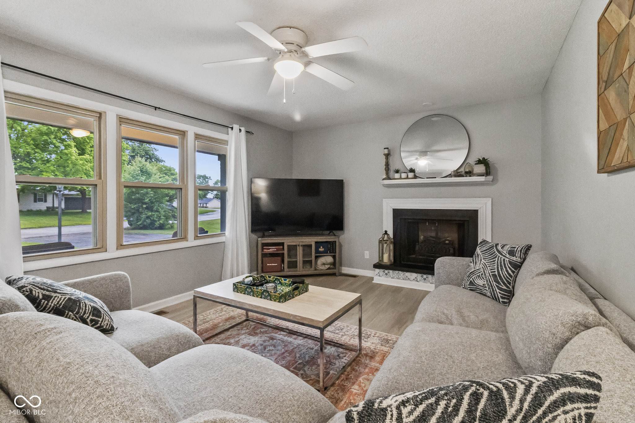 328 Fox Circle