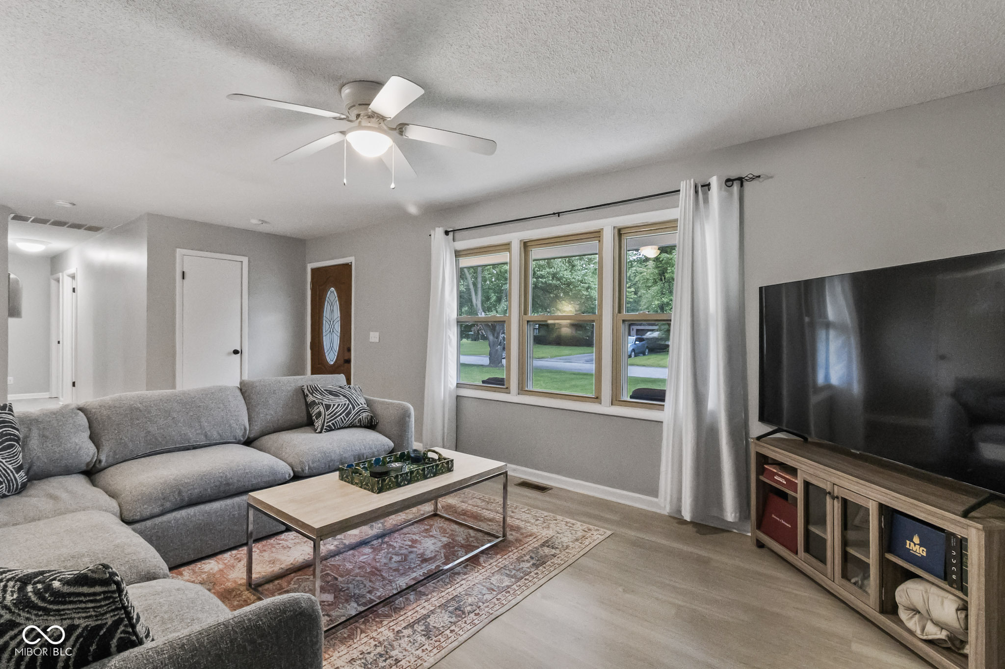 328 Fox Circle