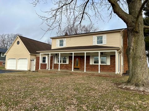 Photo of 728 E County Road 100 N, Frankfort, IN 46041 (MLS # 22077633)