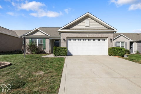 Photo of 1212 Blackthorne TRL S, Plainfield, IN 46168 (MLS # 22130400)