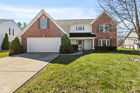 Photo of 628 Prince Drive, Greenwood, IN 46142 (MLS # 22088085)