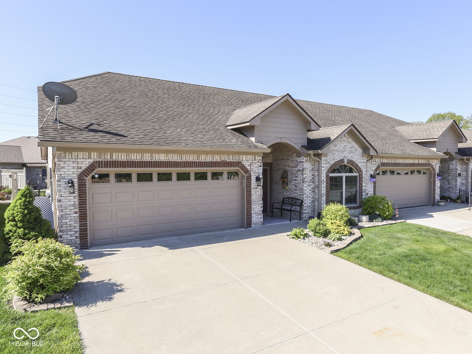 7746 Rosa Drive