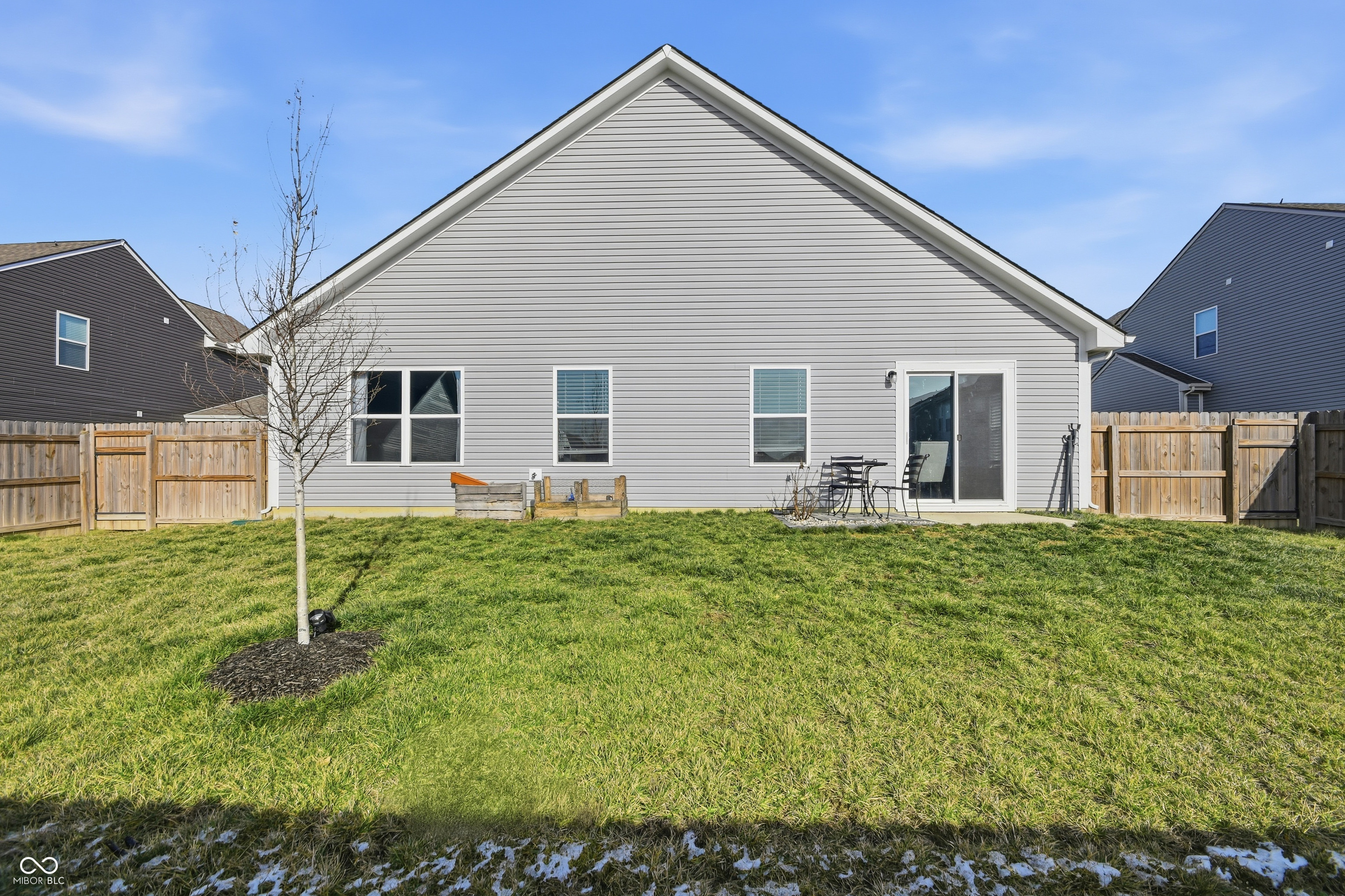 6935 Honeysuckle Way