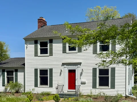2405 Sycamore Street, Columbus, IN 47201 - MLS#: 22035641