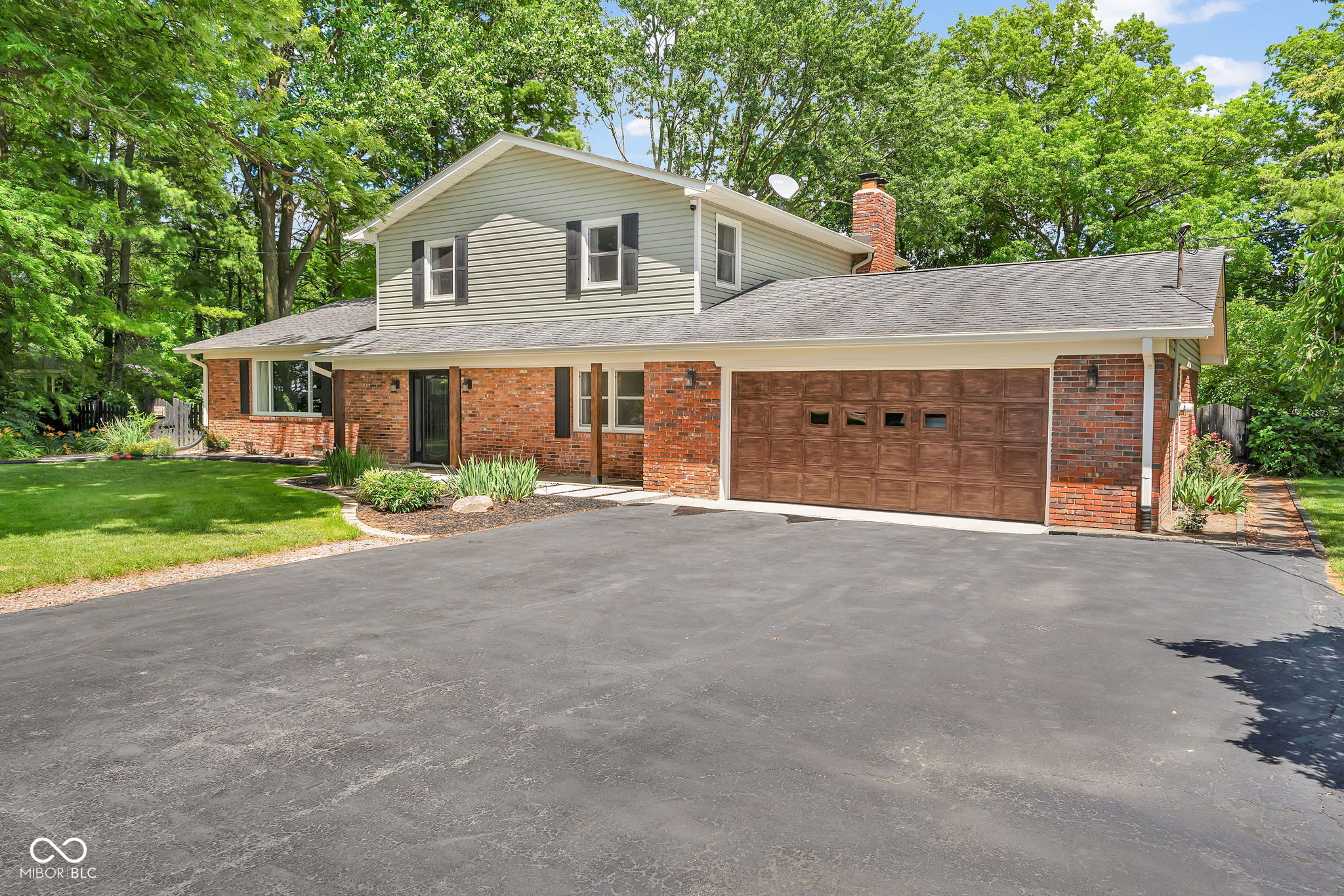 343 N County Road 900 E