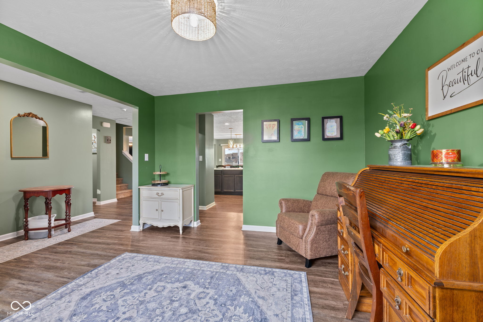 1951 Turning Leaf Drive