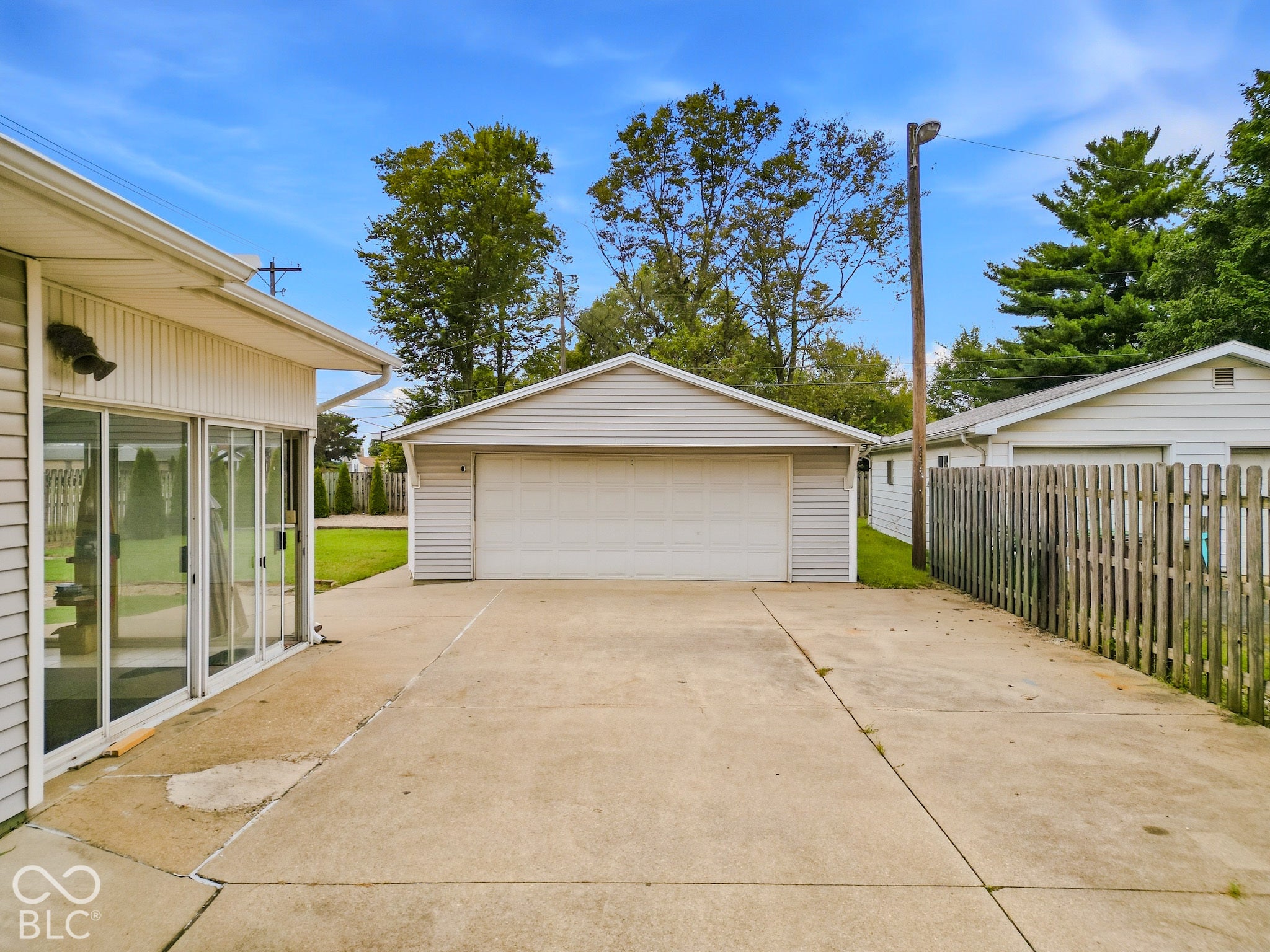 490 Coovert Street