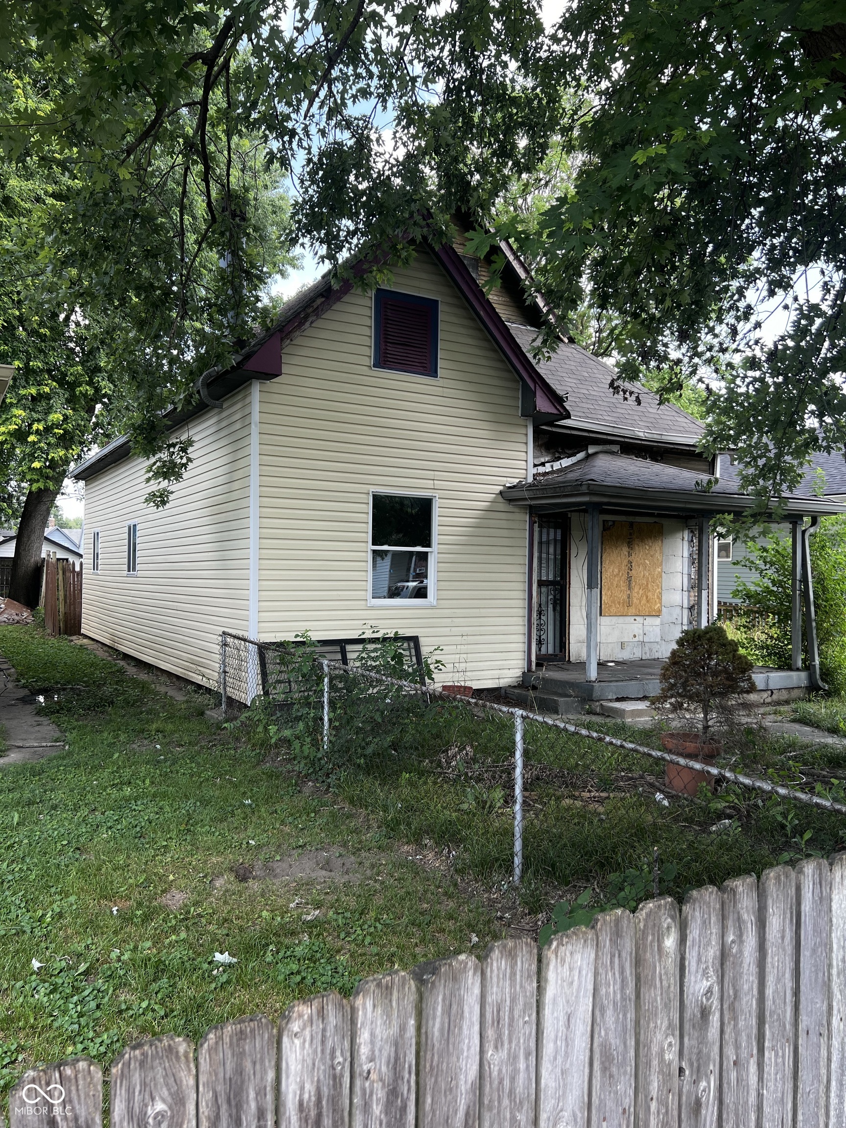 325 Harlan