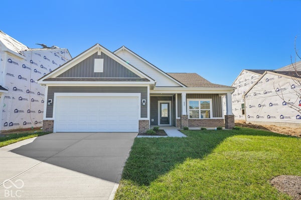 685 BRAXTON ST, TRAFALGAR, IN 46181 - Image a964d94ce98c2b6ad032c1300dc91b53/298360721
