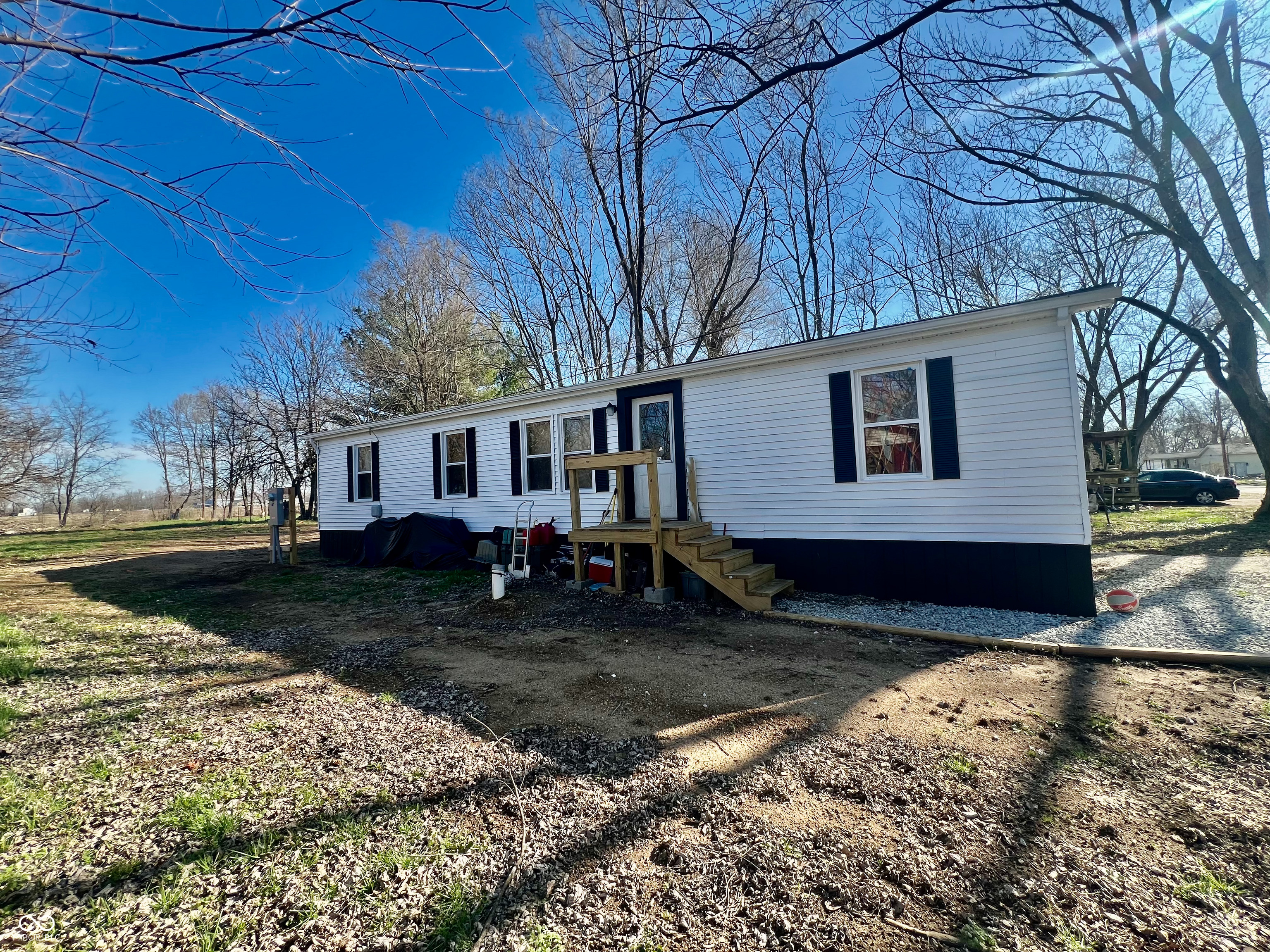 Photo 1 of 7 — 448 Dawson Street, Columbus, IN 47201