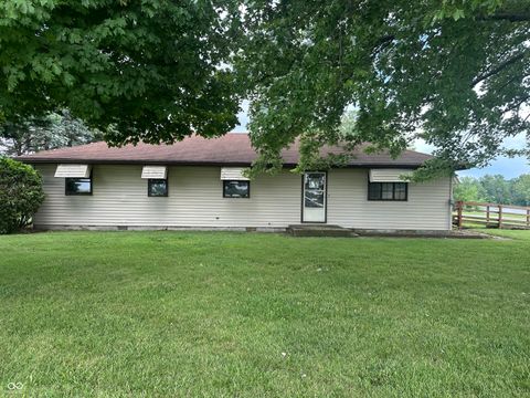 Photo of 5362 S Old State Road 103, New Castle, IN 47362 (MLS # 22051153)