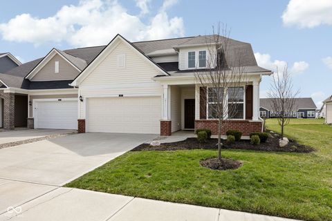 Photo of 887 Tuxedo Drive, Westfield, IN 46074 (MLS # 22091678)