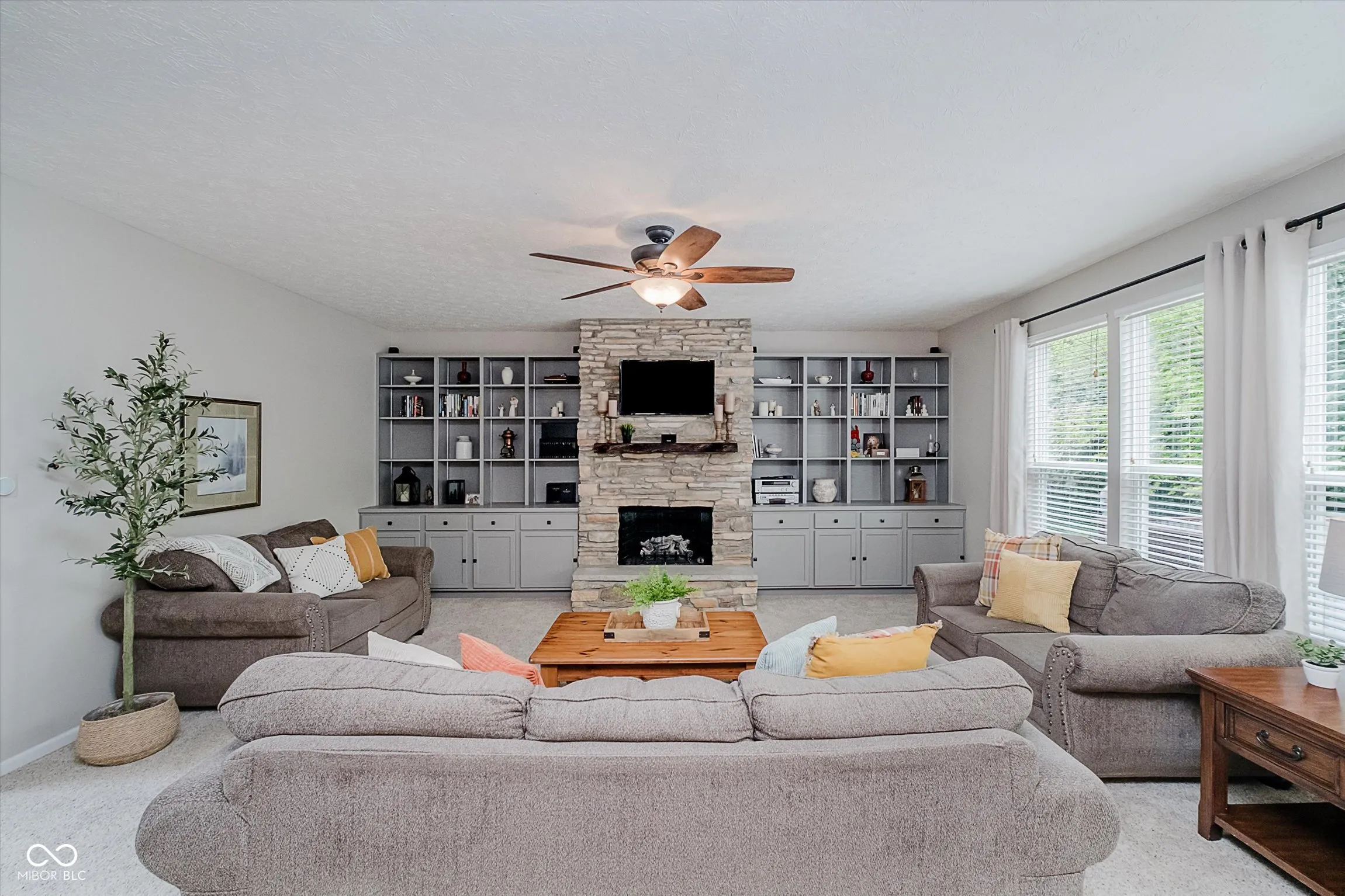 Fishers, Indiana 46037, United States, 5 Bedrooms Bedrooms, ,4 BathroomsBathrooms,Residential,Active,192050