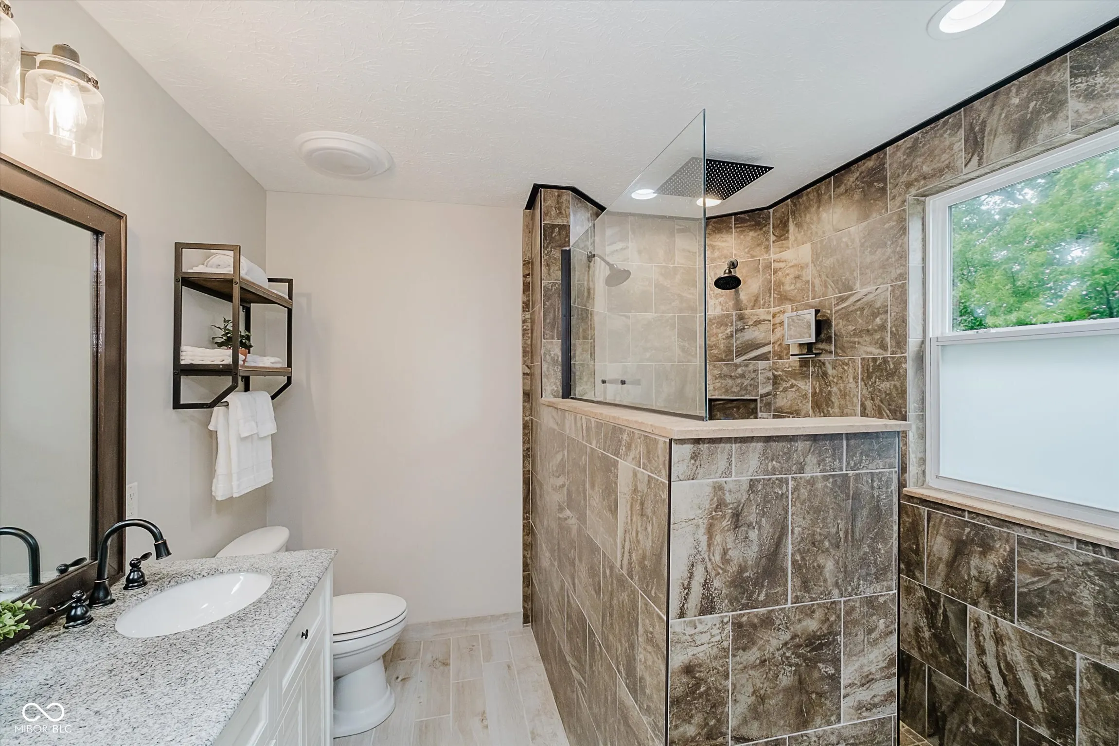 Fishers, Indiana 46037, United States, 5 Bedrooms Bedrooms, ,4 BathroomsBathrooms,Residential,Active,192050