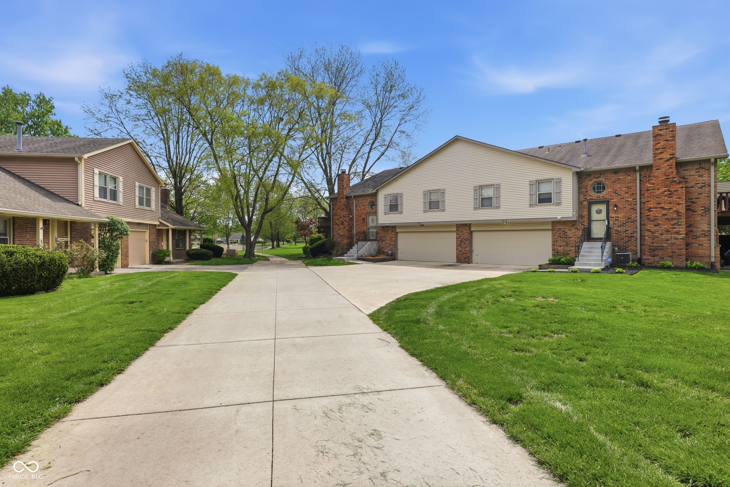 7319 Prairie Lake Drive