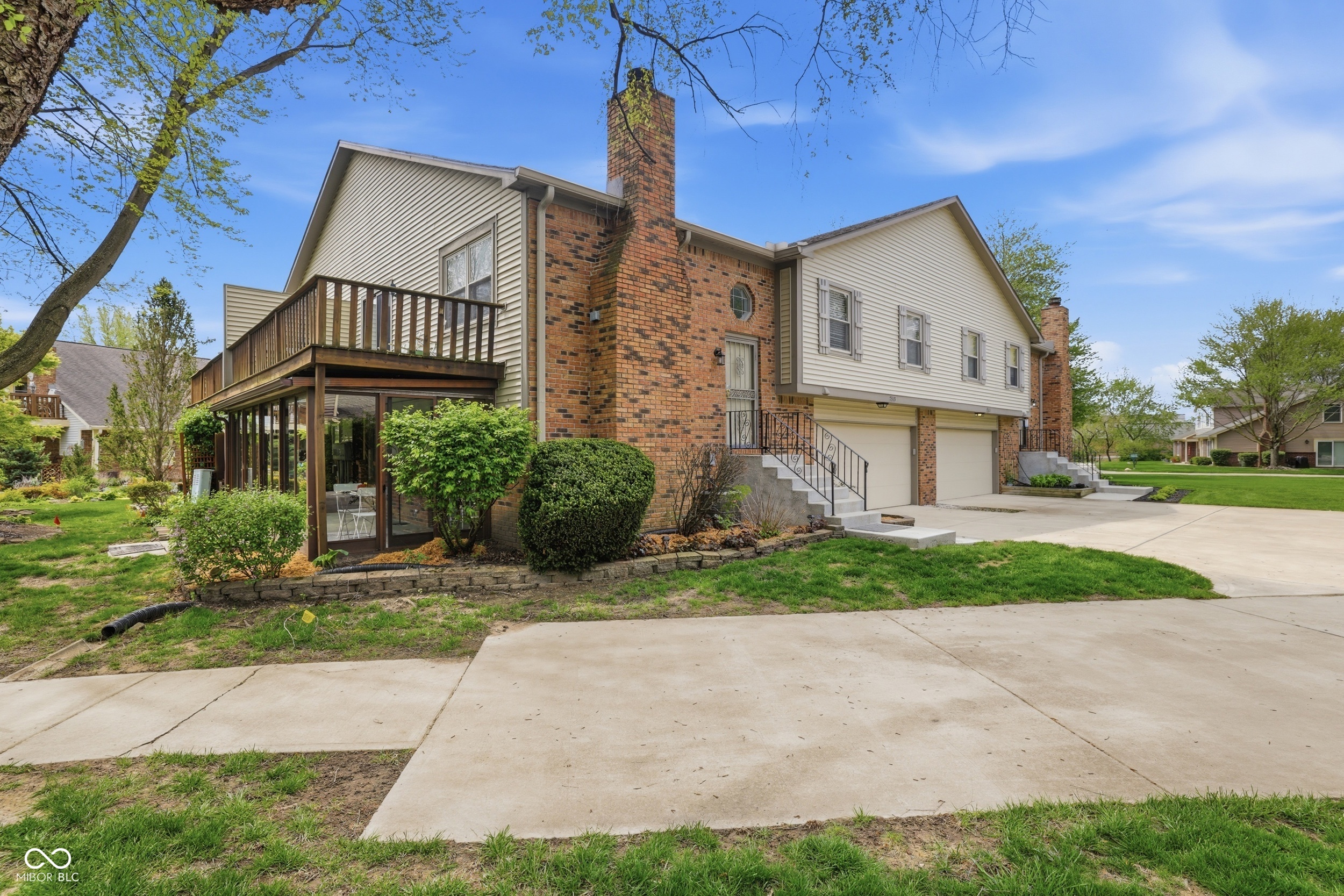 7319 Prairie Lake Drive