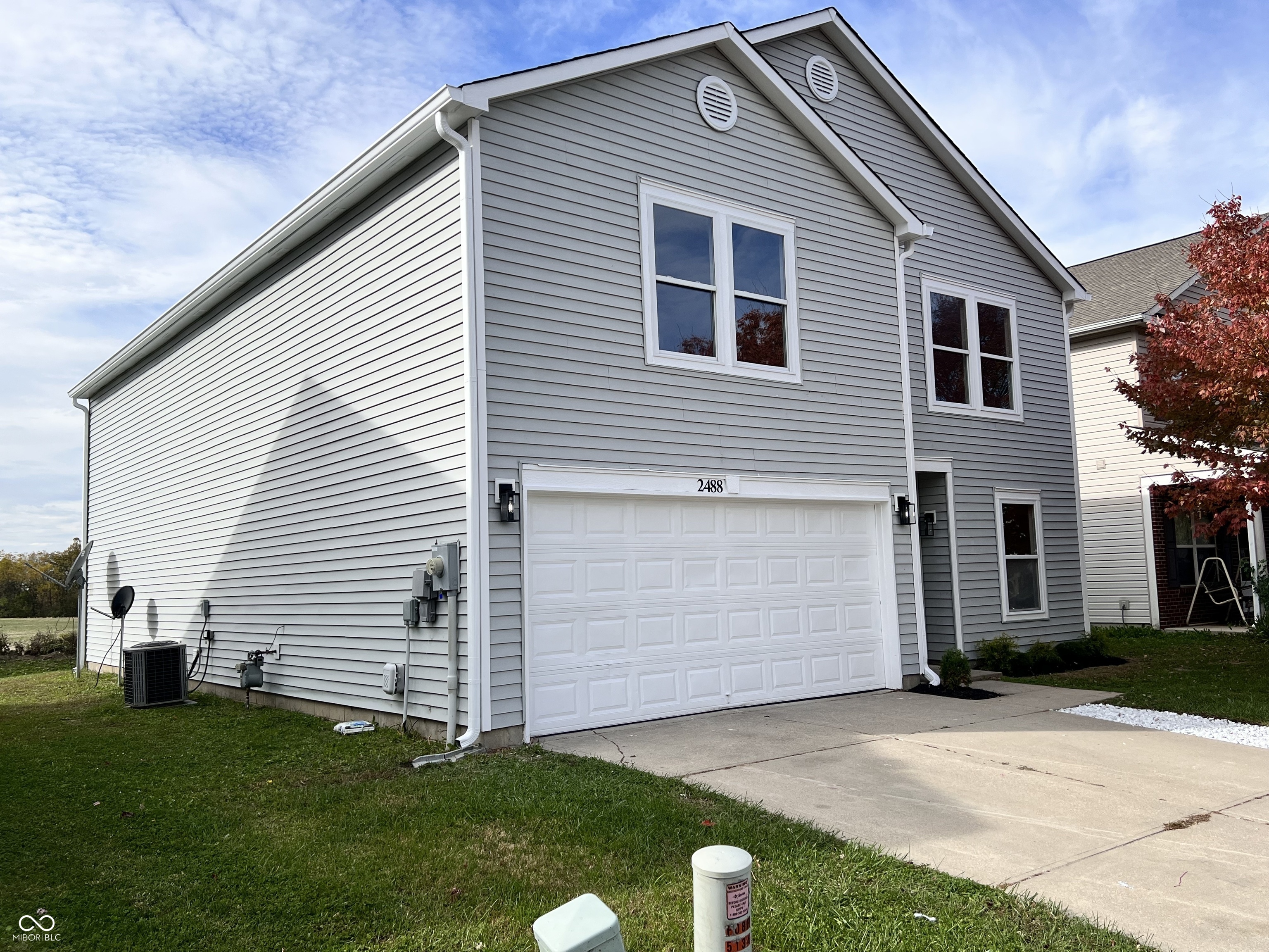 2488 Woodfield Boulevard