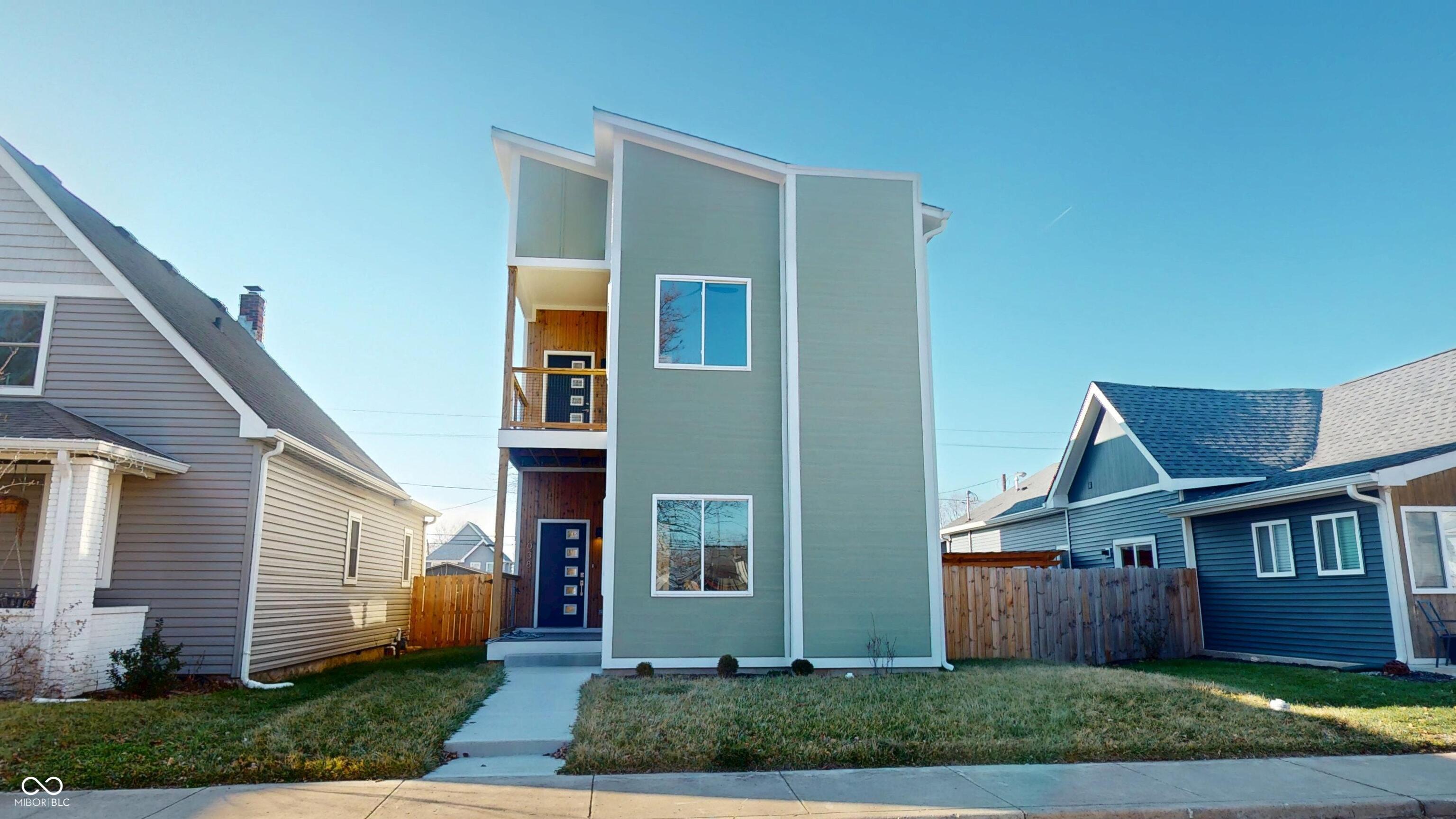 1038 Saint Peter Street