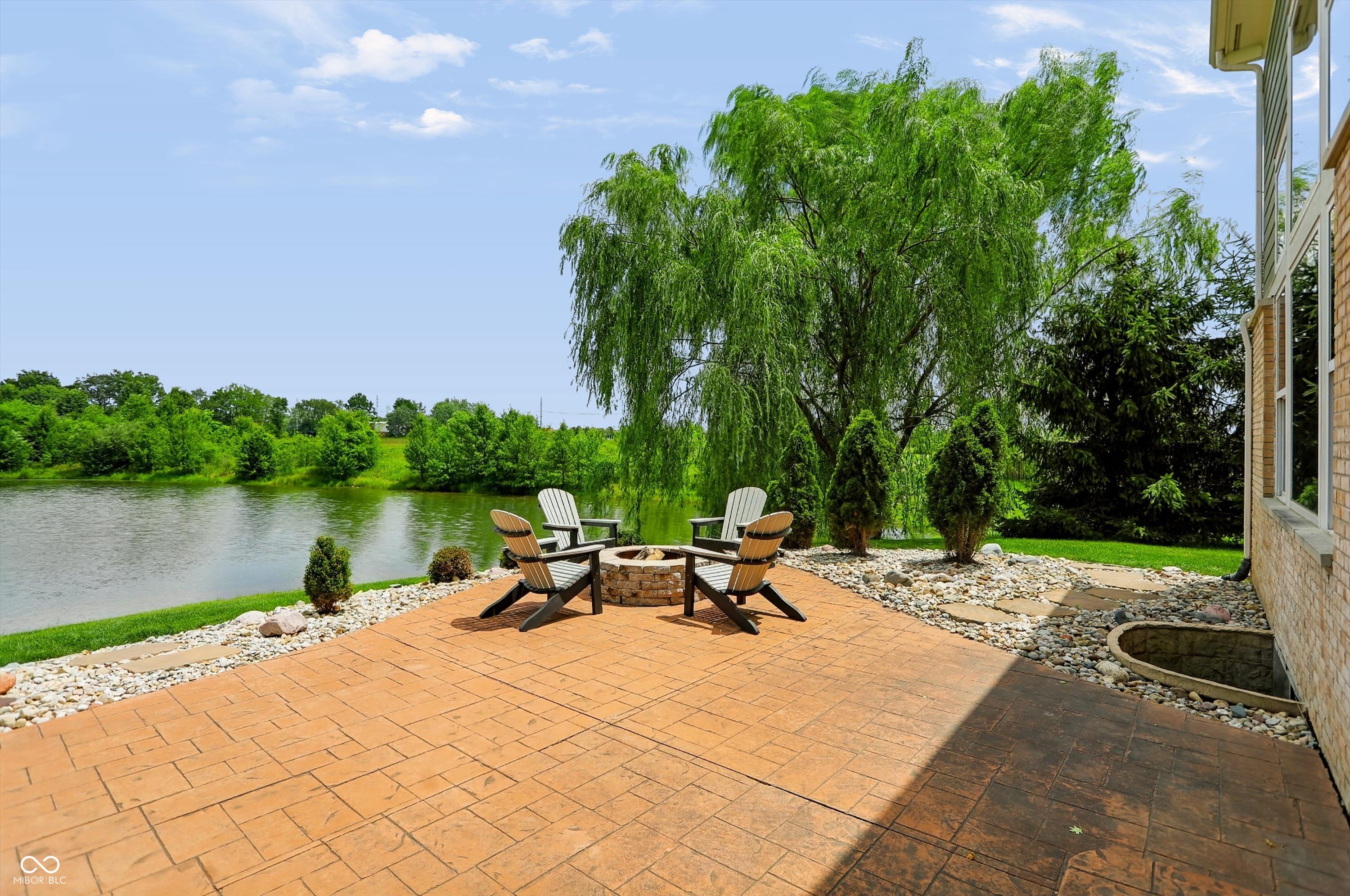 3222 Cherokee Circle