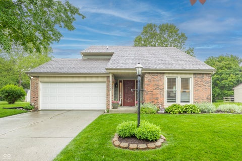 Photo of 12002 Corbin Drive, Fishers, IN 46038 (MLS # 22100741)