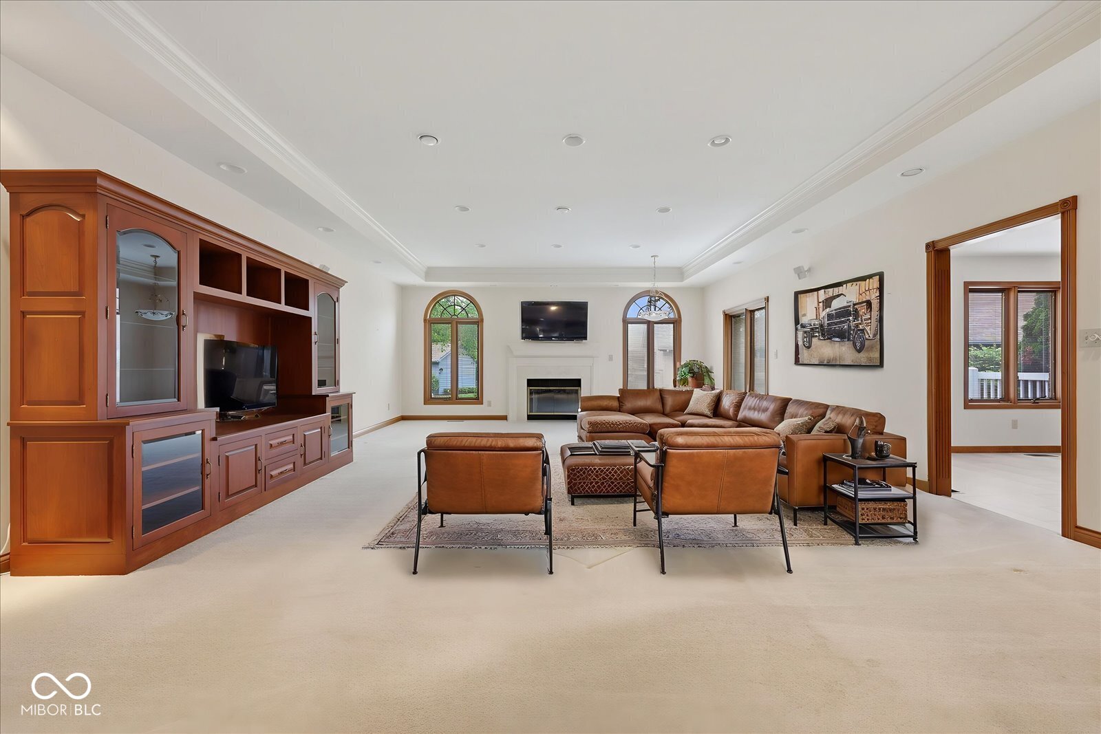 114 Western Trace
