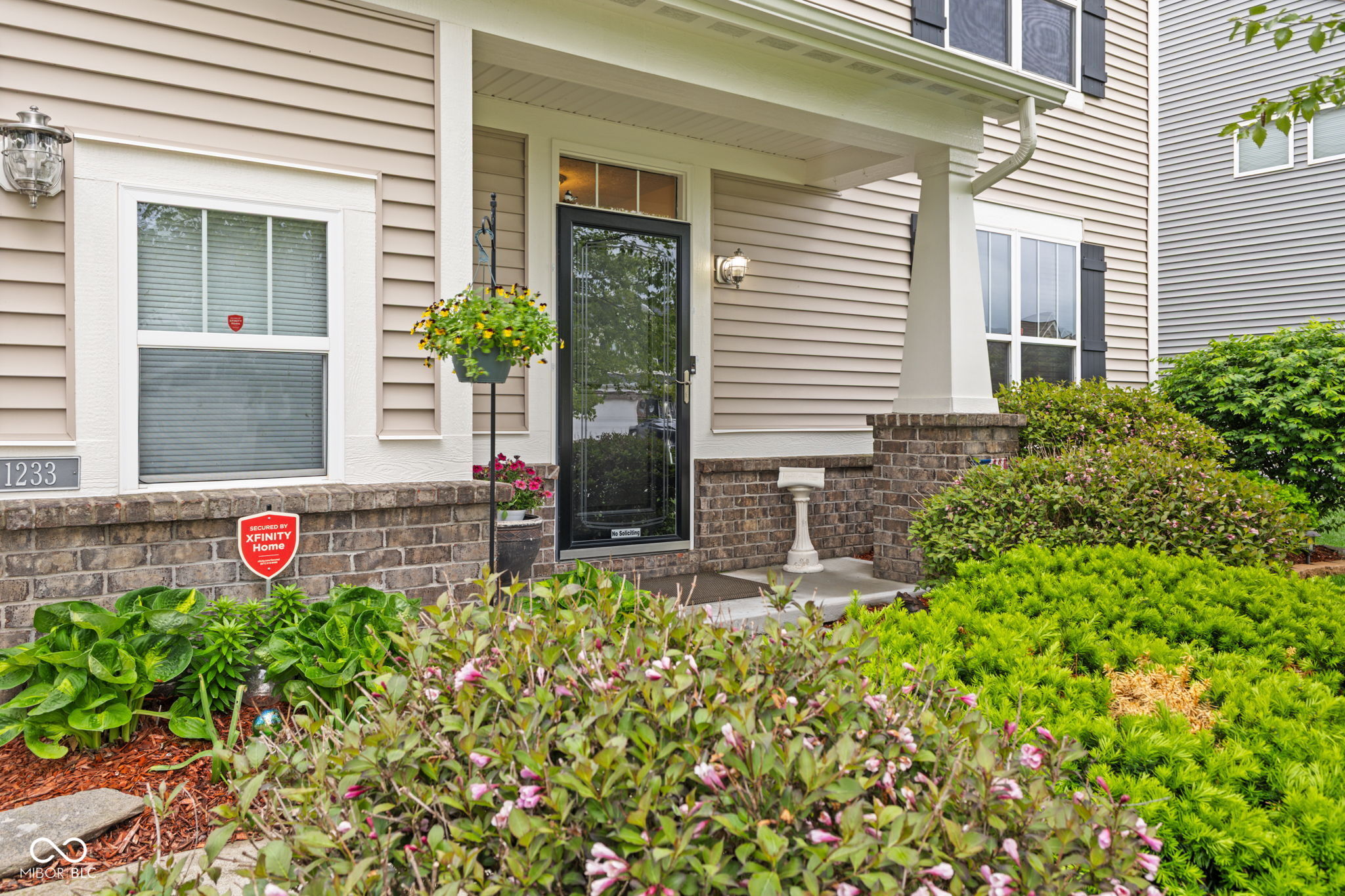 1233 Old Vines Trail