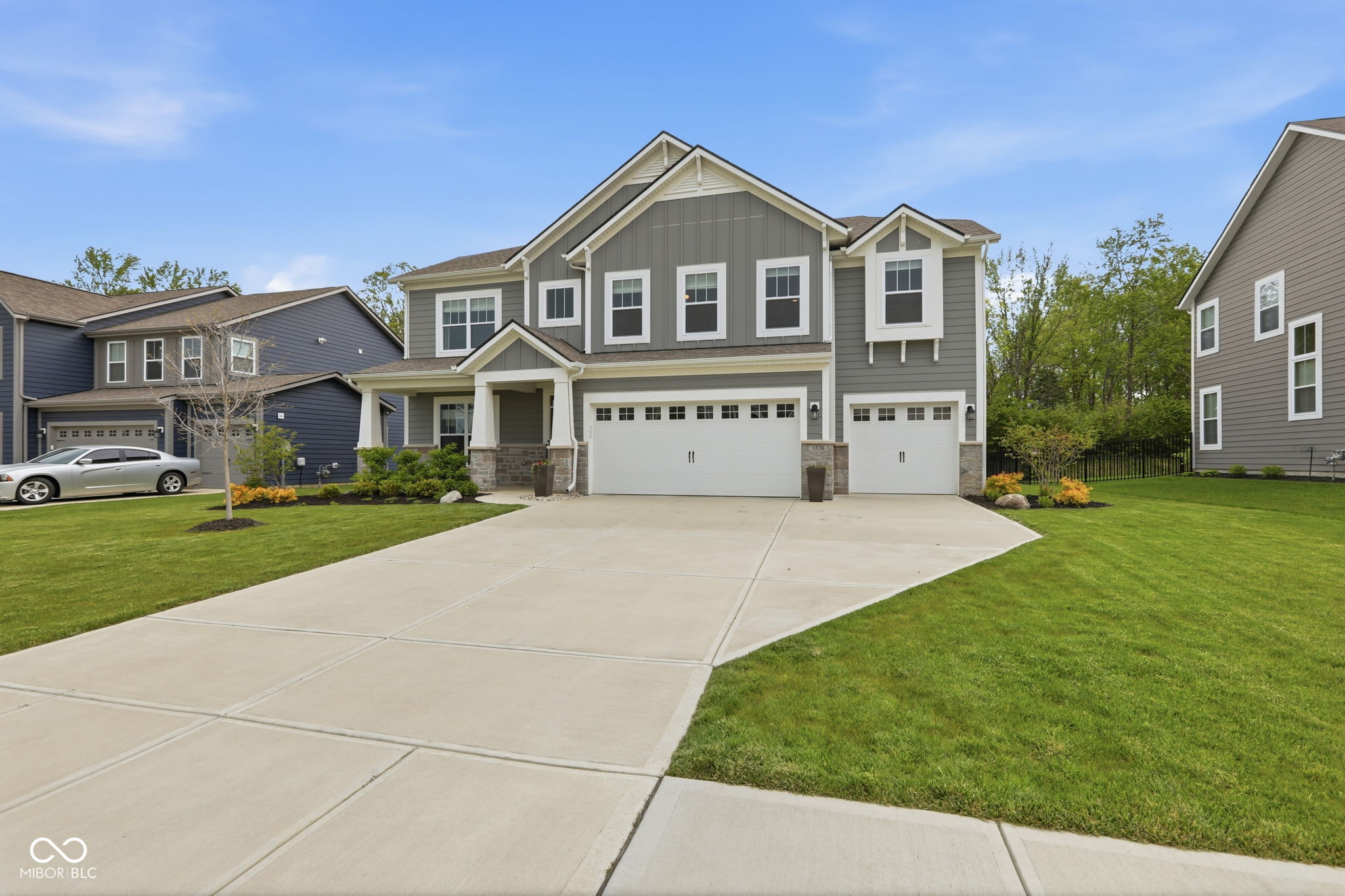 6870 Hidden Meadow Pass