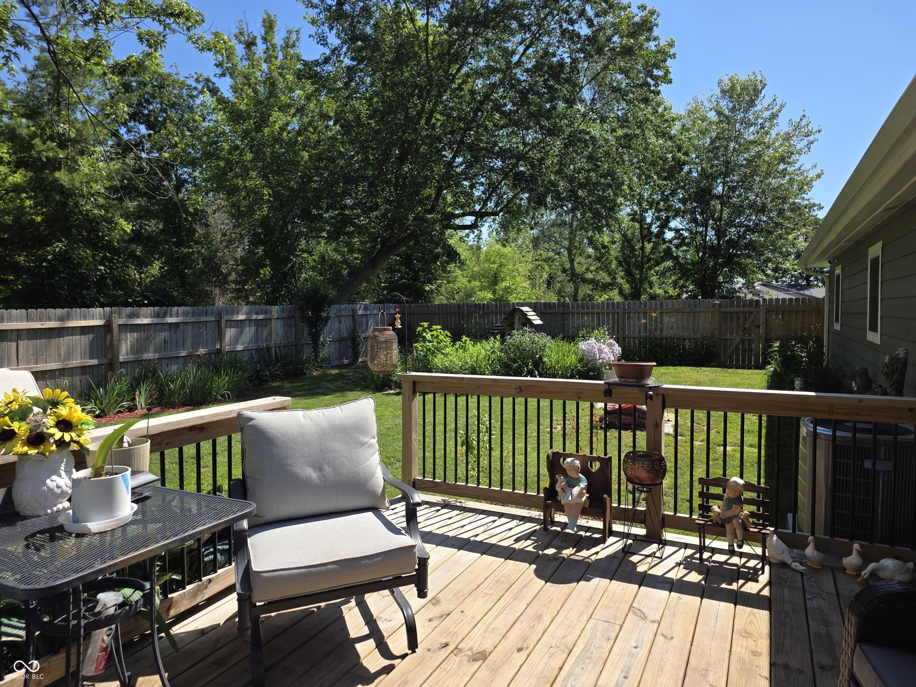 8602 Apple Blossom Lane