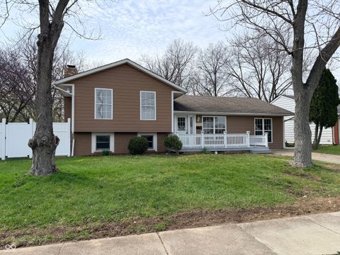 Photo of 4302 Burrwood Drive, Indianapolis, IN 46235 (MLS # 22093140)