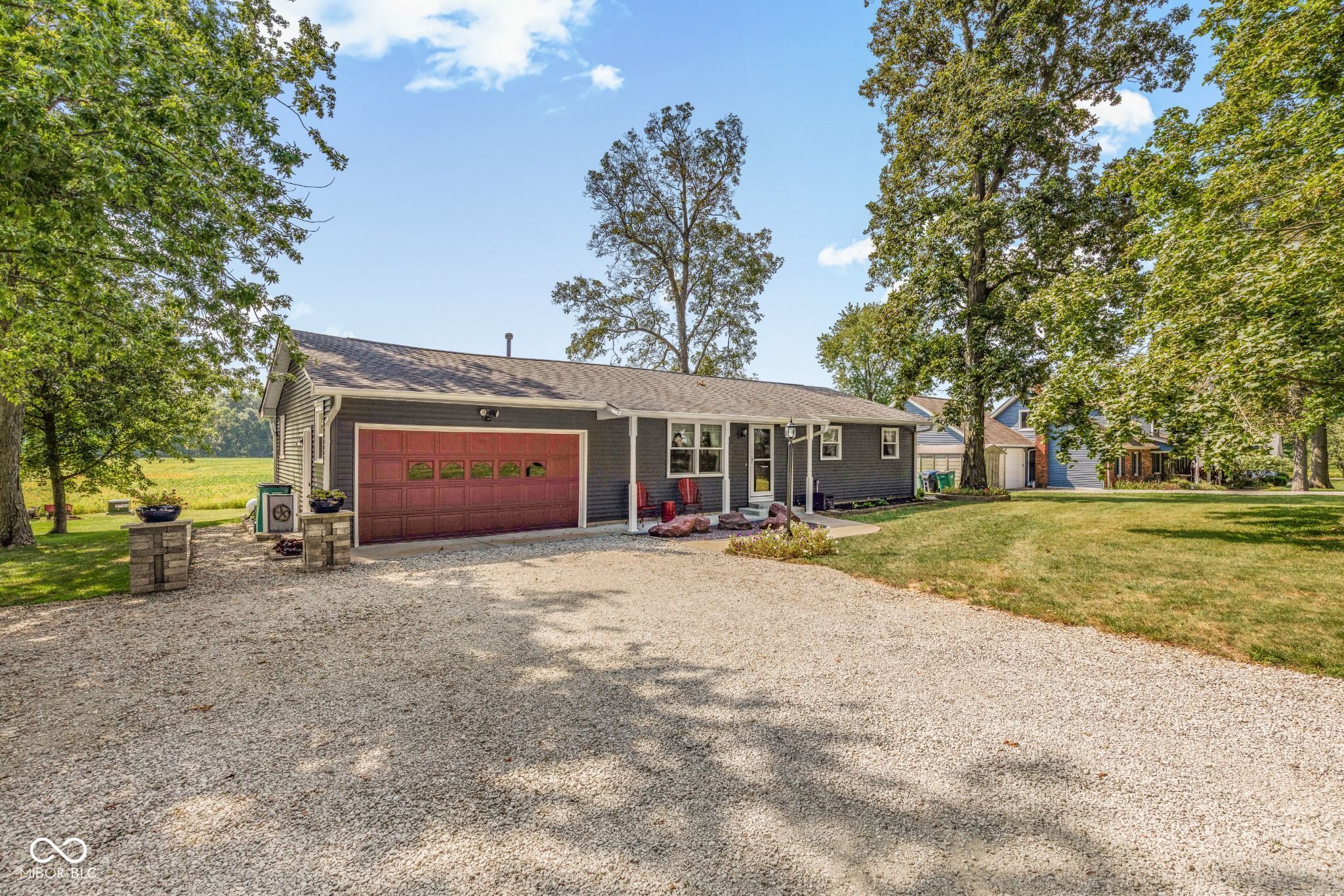 2255 E 75 N
