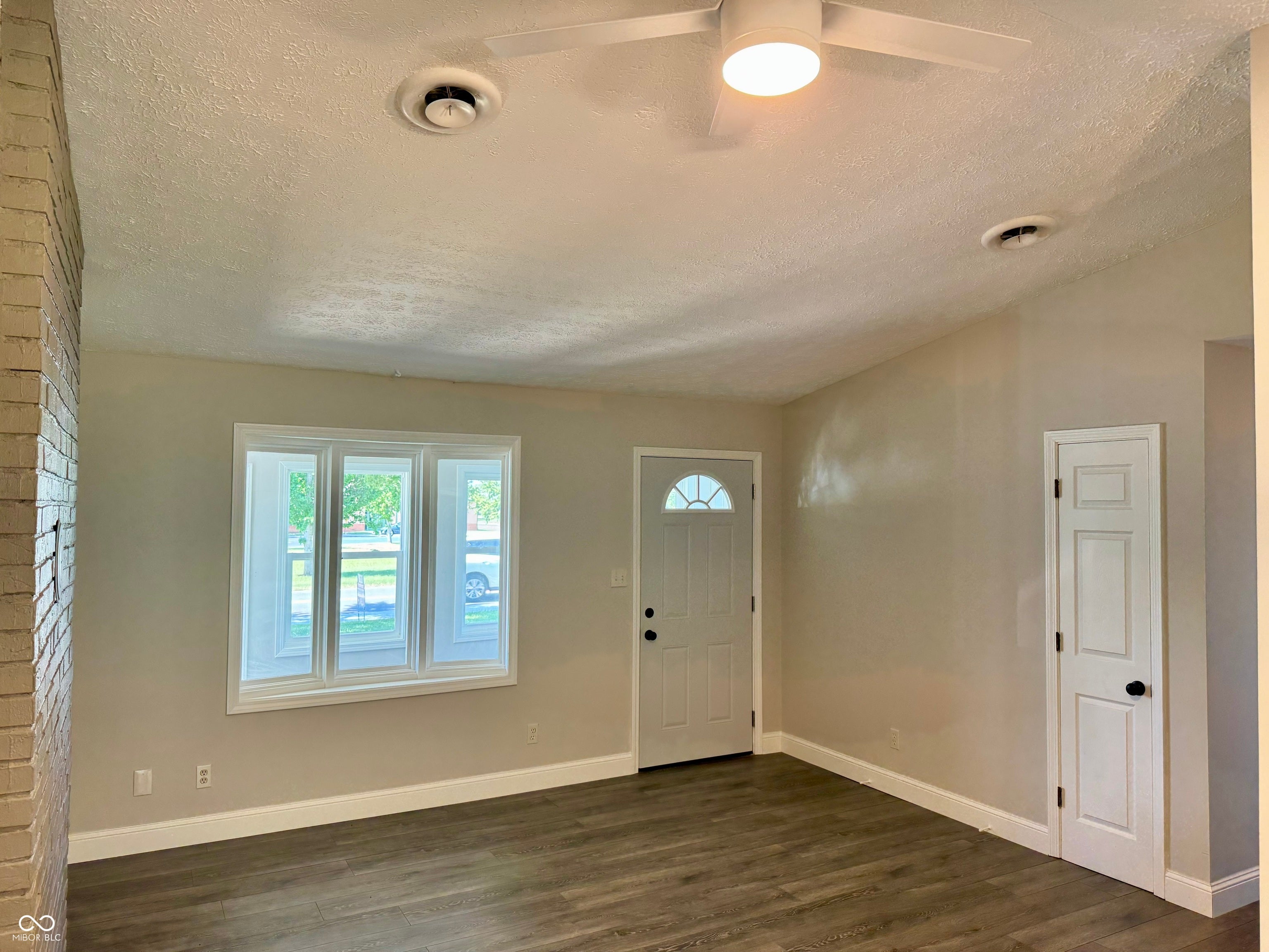 939 Sawmill Road
