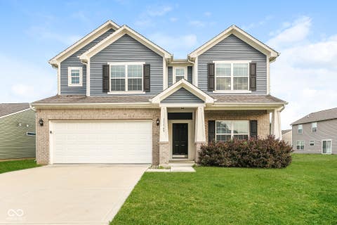 Photo of 11749 White Cloud Drive, Indianapolis, IN 46235 (MLS # 22113166)
