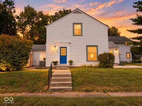 Photo of 6302 N Park Avenue, Indianapolis, IN 46220 (MLS # 22120902)