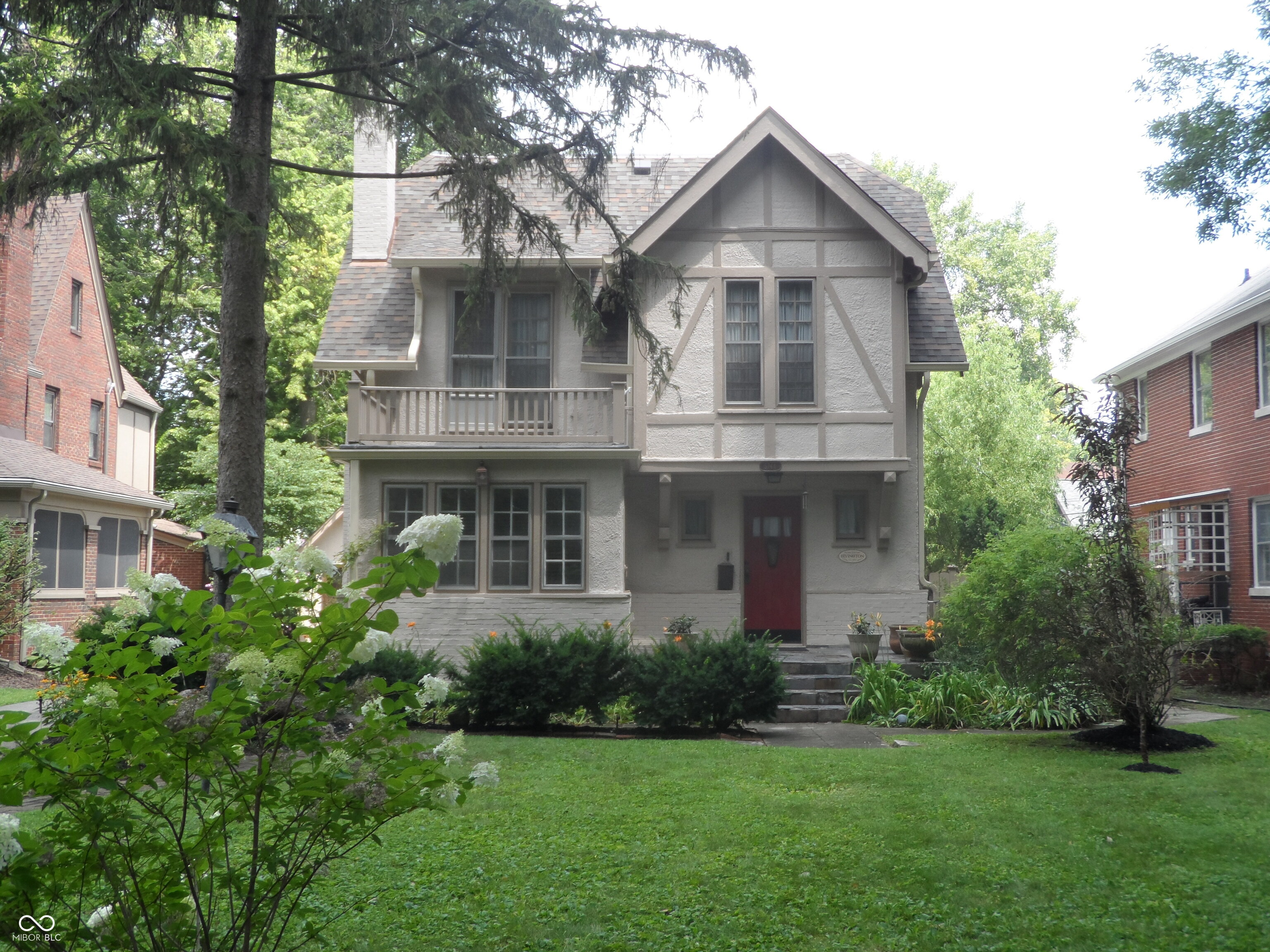 View Indianapolis, IN 46219 house