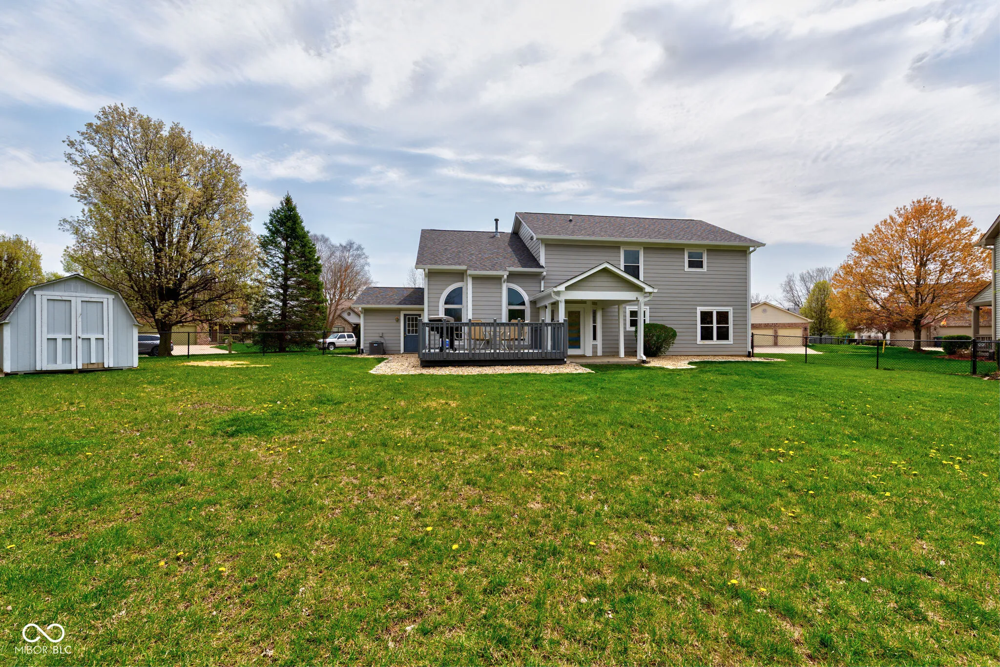 Greenwood, Indiana 46142, United States, 4 Bedrooms Bedrooms, ,3 BathroomsBathrooms,Residential,Pending,112395