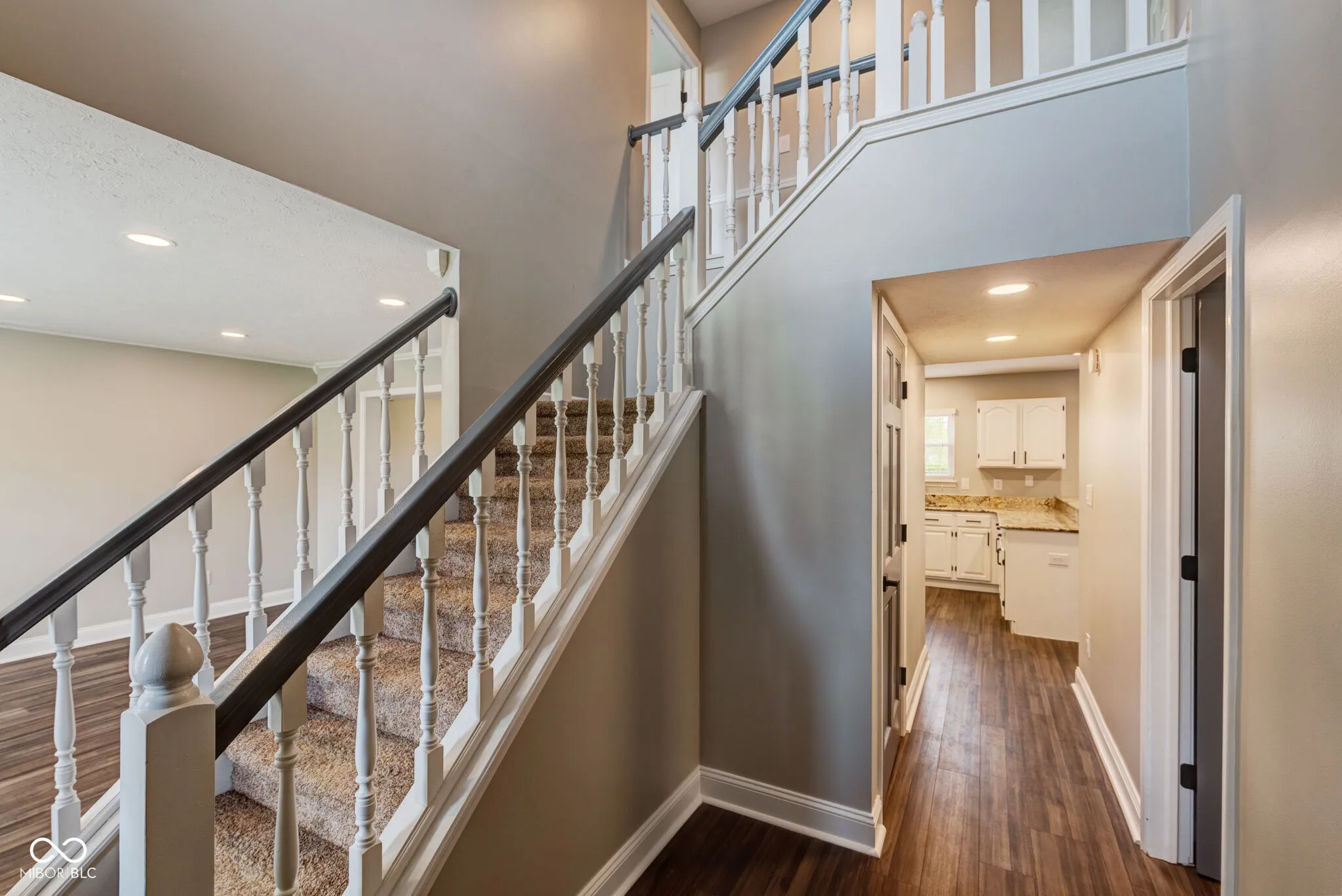 Greenwood, Indiana 46142, United States, 4 Bedrooms Bedrooms, ,3 BathroomsBathrooms,Residential,Pending,112395