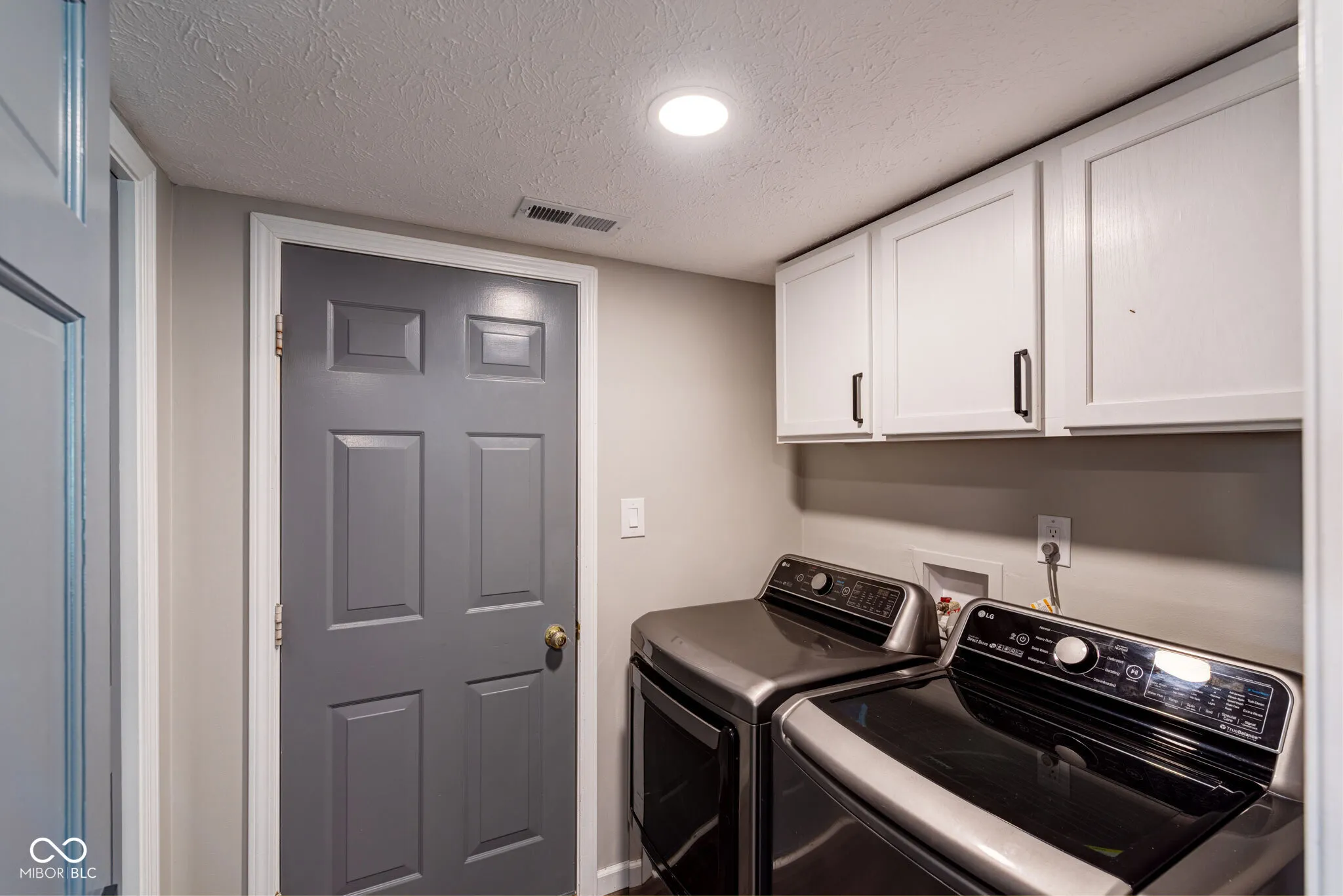 Greenwood, Indiana 46142, United States, 4 Bedrooms Bedrooms, ,3 BathroomsBathrooms,Residential,Pending,112395