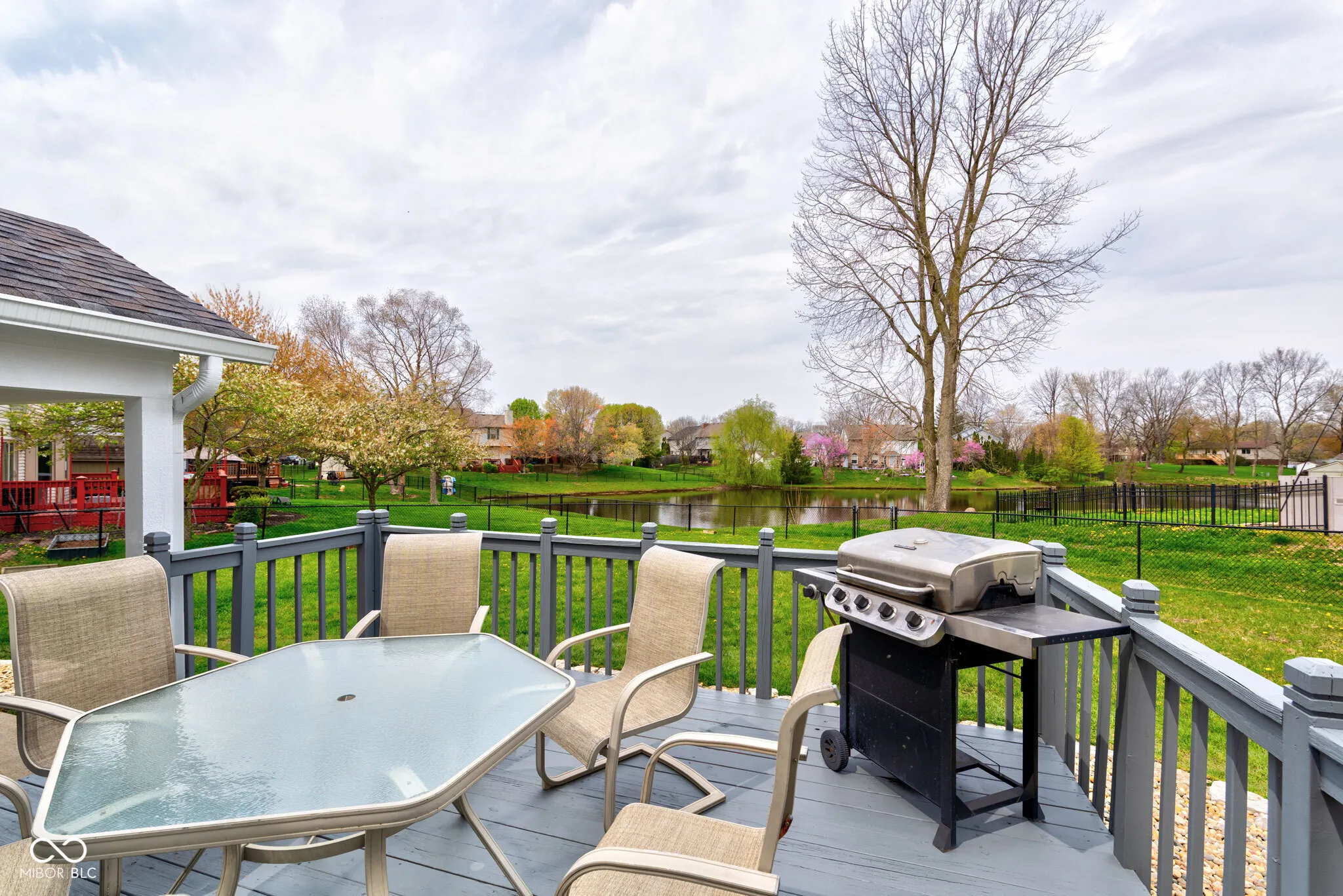 Greenwood, Indiana 46142, United States, 4 Bedrooms Bedrooms, ,3 BathroomsBathrooms,Residential,Pending,112395