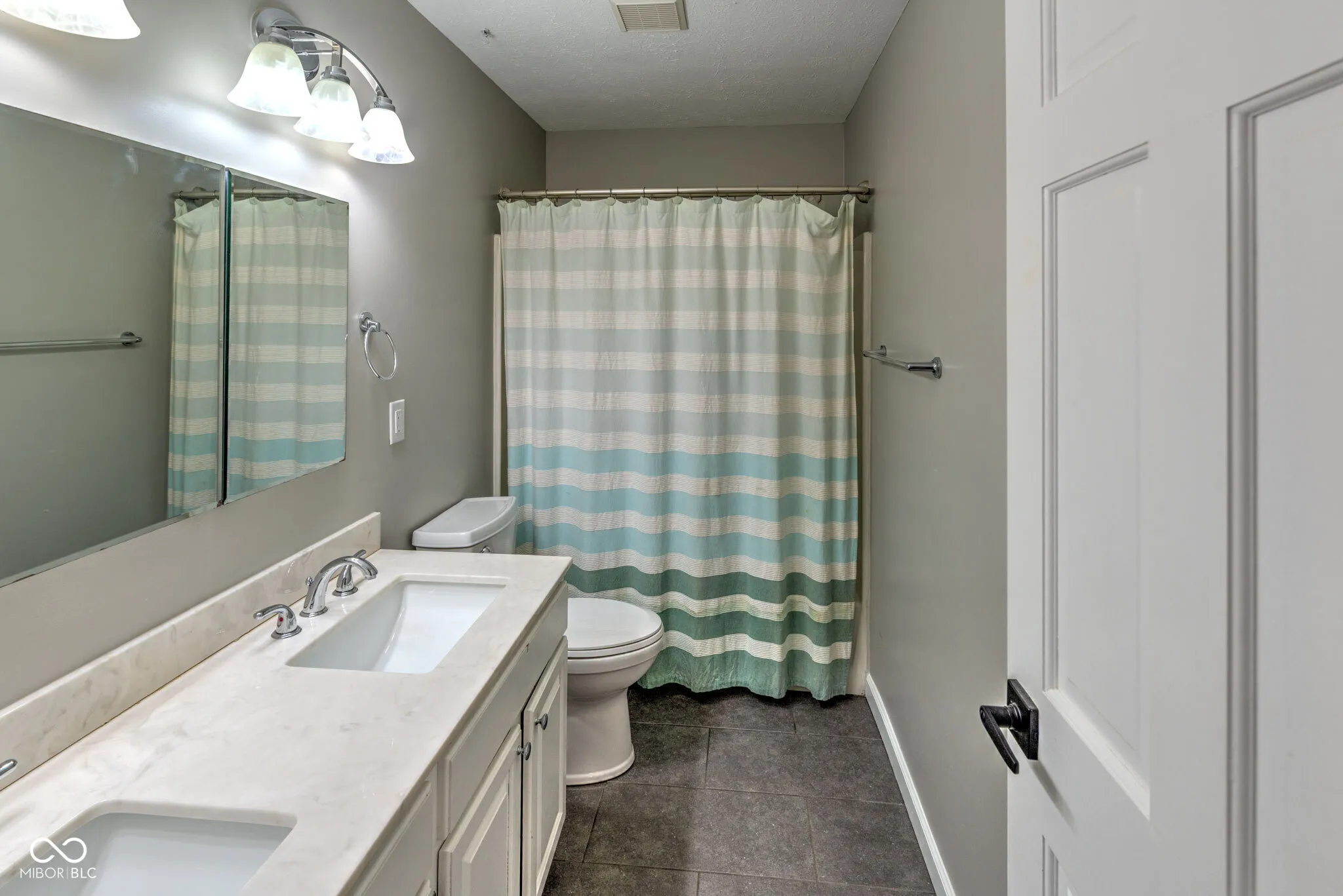 Greenwood, Indiana 46142, United States, 4 Bedrooms Bedrooms, ,3 BathroomsBathrooms,Residential,Pending,112395