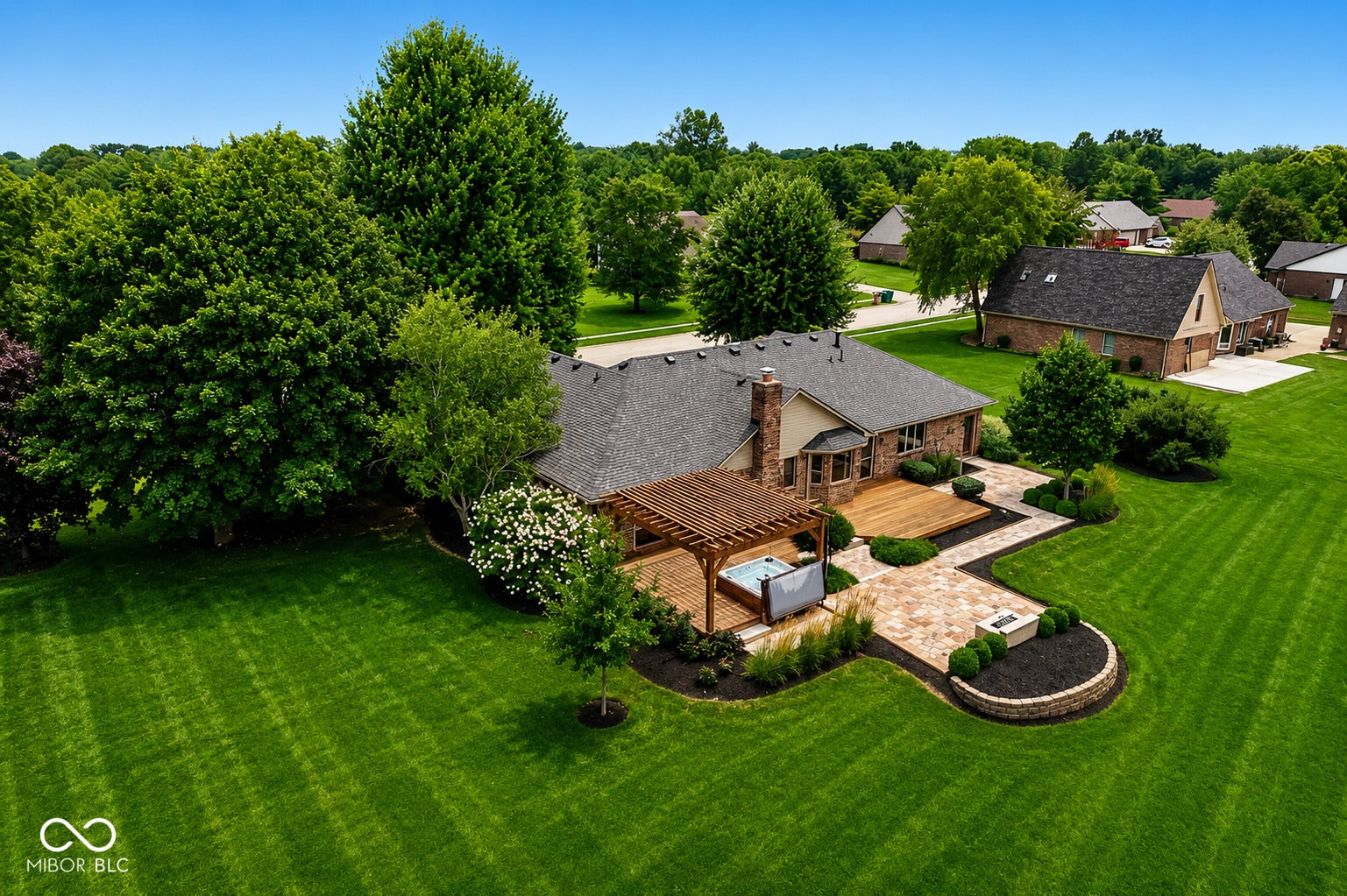 3746 Country Lane