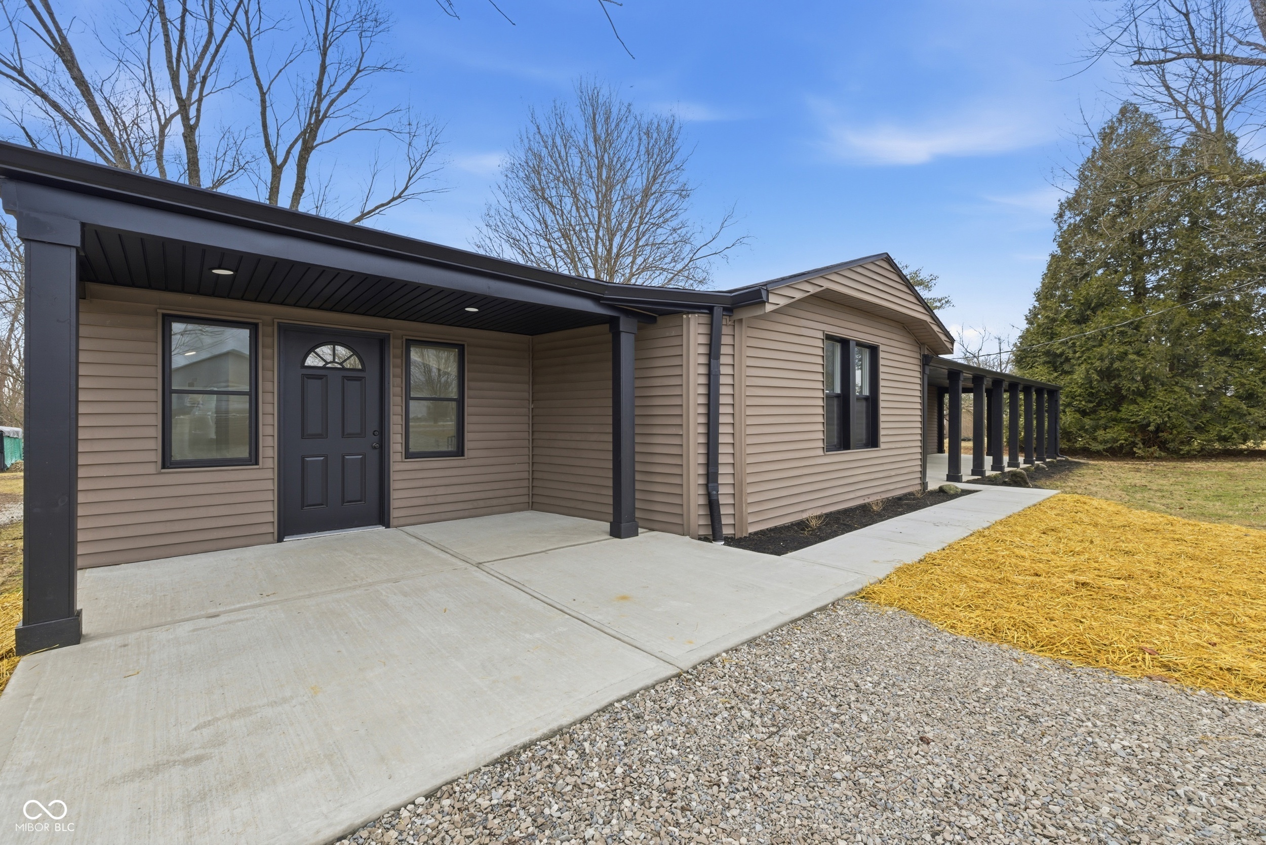 8187 S State Road 75