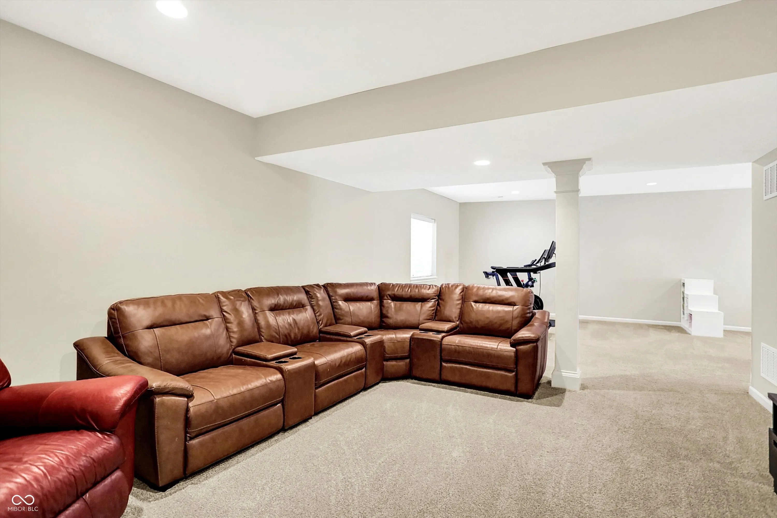 Fishers, Indiana 46037, United States, 5 Bedrooms Bedrooms, ,4 BathroomsBathrooms,Residential,Active,149194