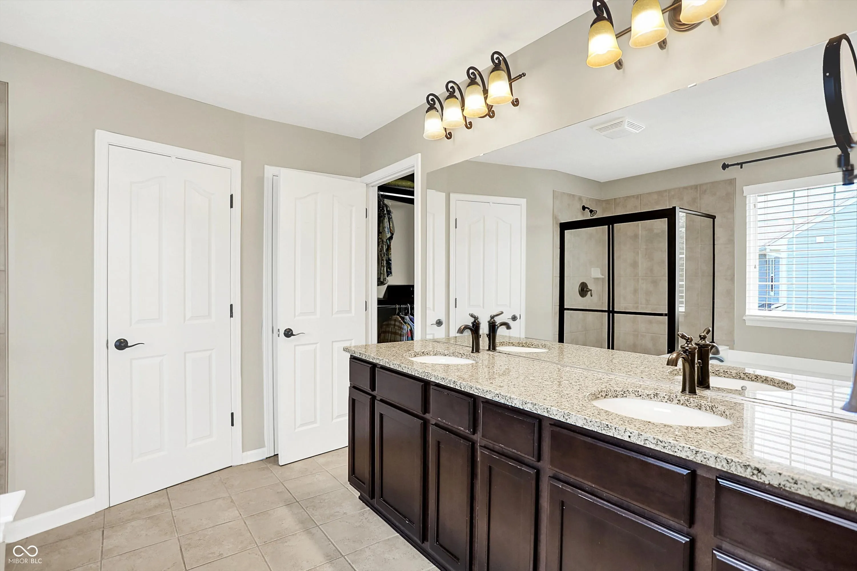 Fishers, Indiana 46037, United States, 5 Bedrooms Bedrooms, ,4 BathroomsBathrooms,Residential,Active,149194