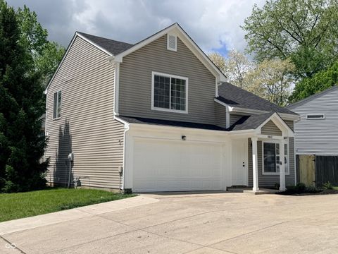 Photo of 5062 Clarkson Drive, Indianapolis, IN 46254 (MLS # 22099052)