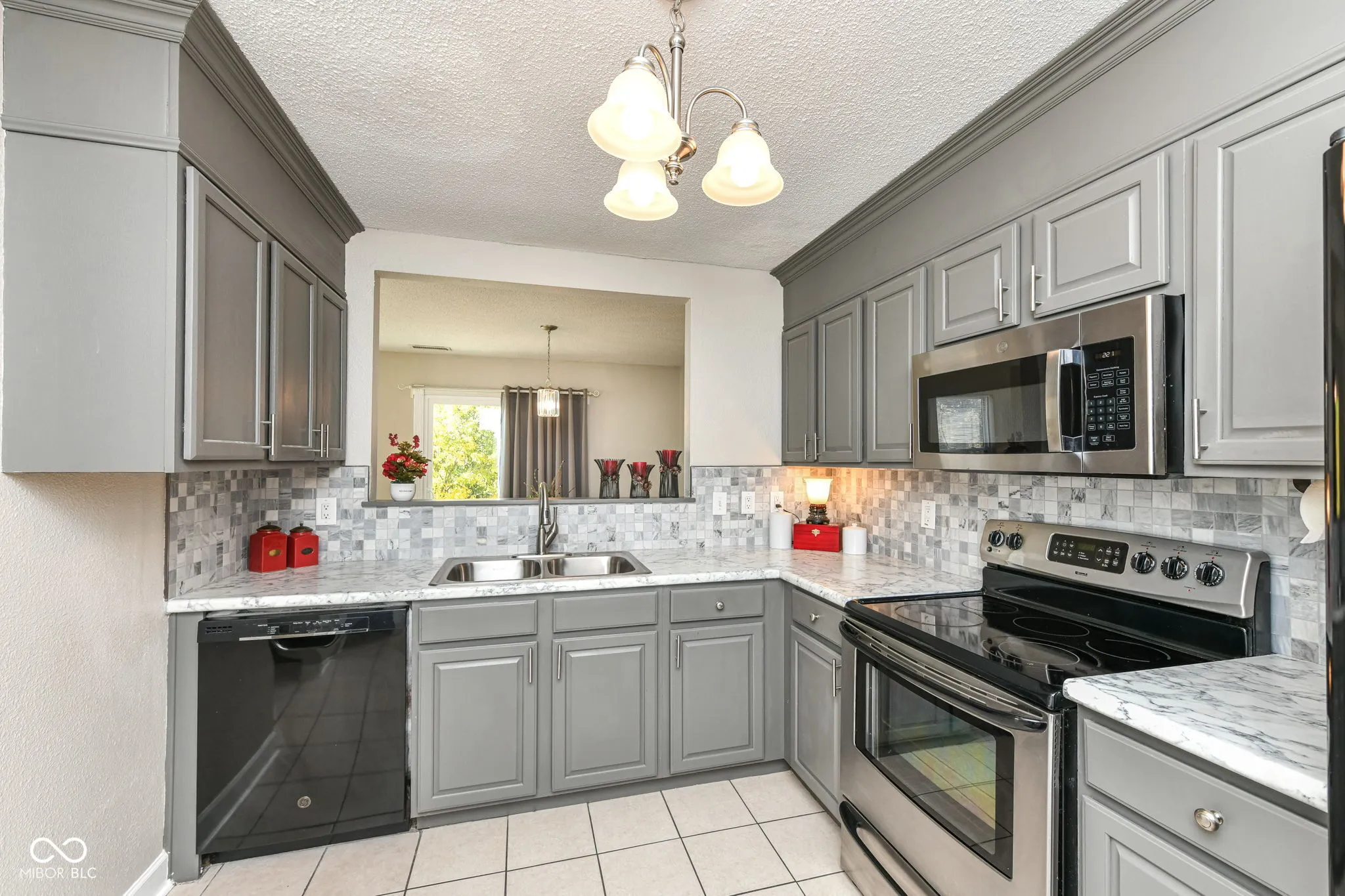 Noblesville, Indiana 46060, United States, 3 Bedrooms Bedrooms, ,3 BathroomsBathrooms,Residential,Active,238707