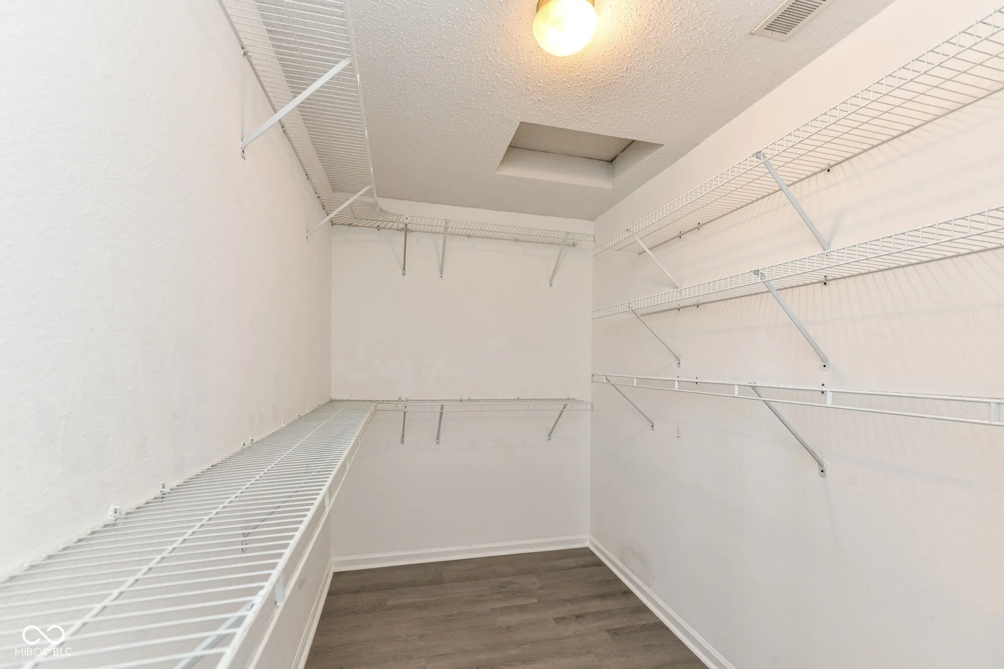 Noblesville, Indiana 46060, United States, 3 Bedrooms Bedrooms, ,3 BathroomsBathrooms,Residential,Active,238707