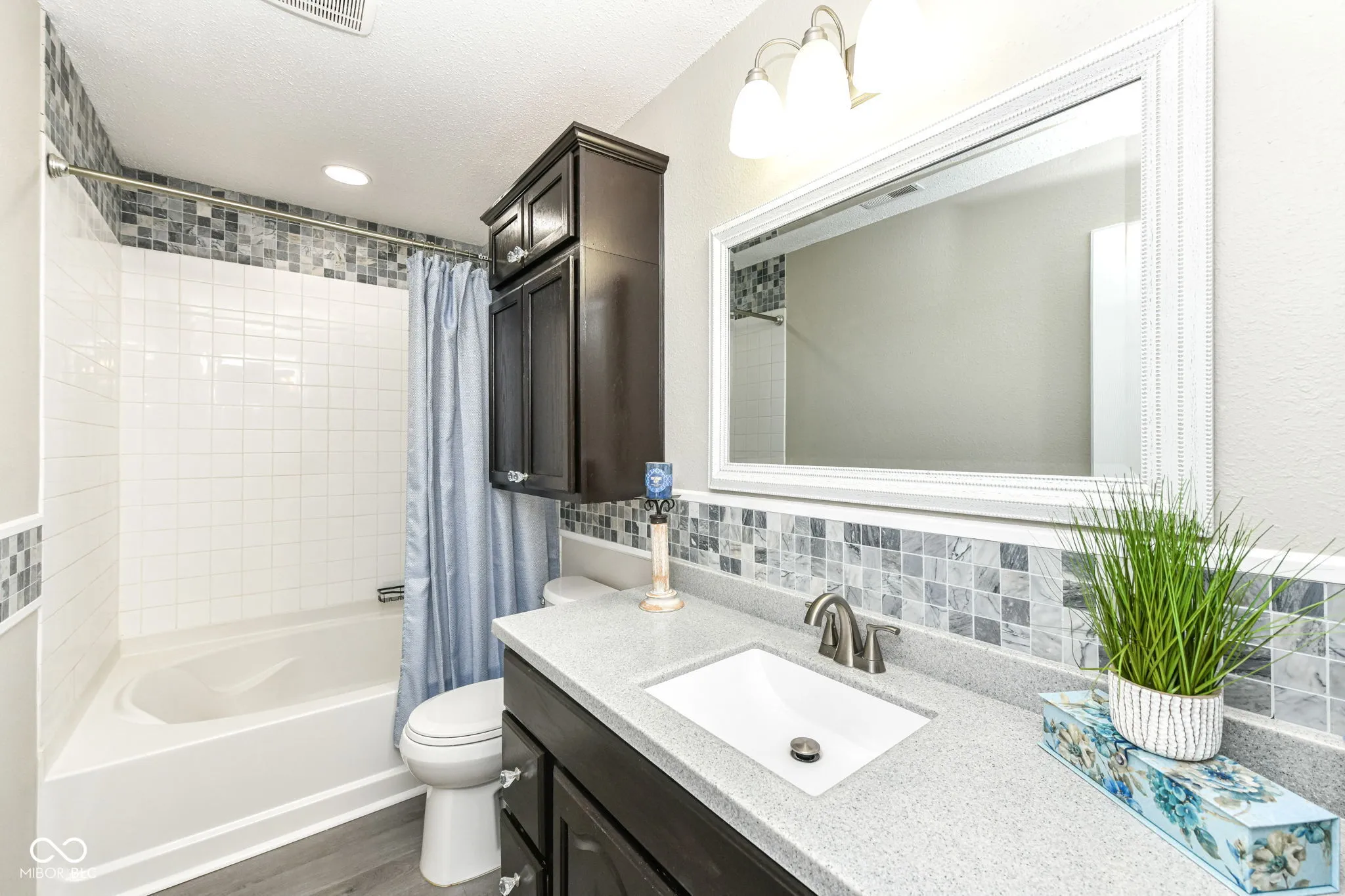 Noblesville, Indiana 46060, United States, 3 Bedrooms Bedrooms, ,3 BathroomsBathrooms,Residential,Active,238707