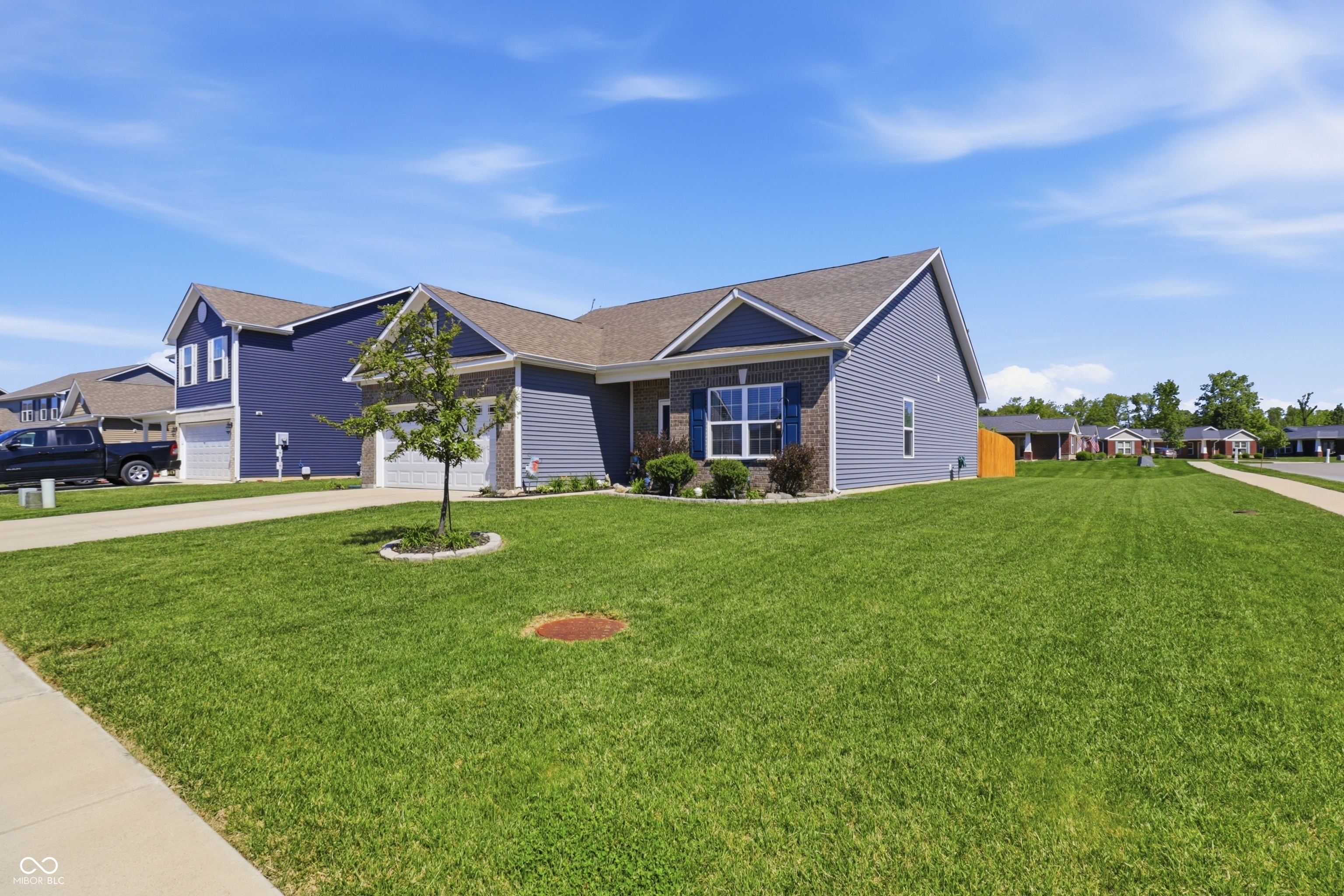 2332 Longleaf Lane